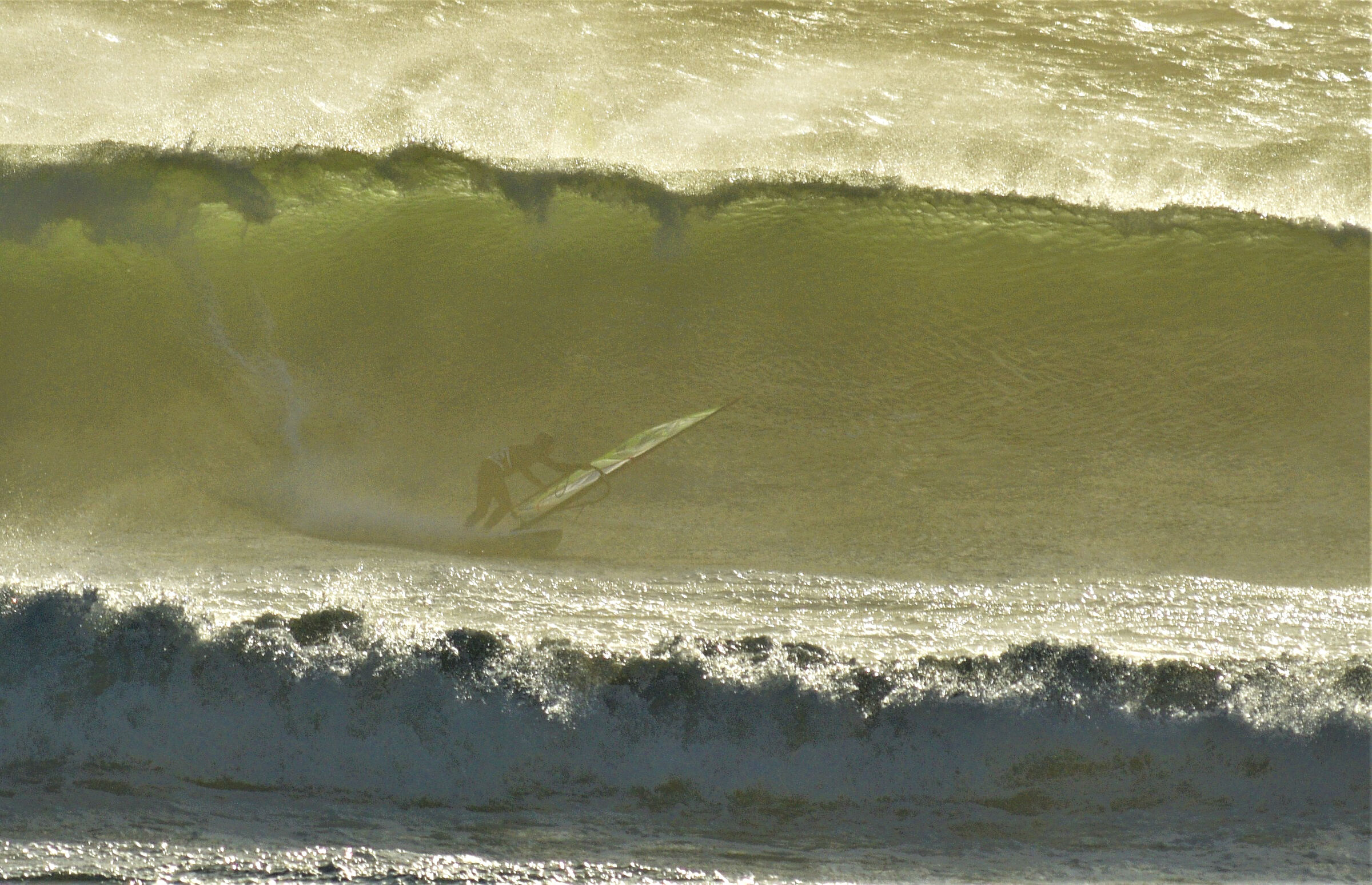 Windsurfing in Haakgat Cape Town