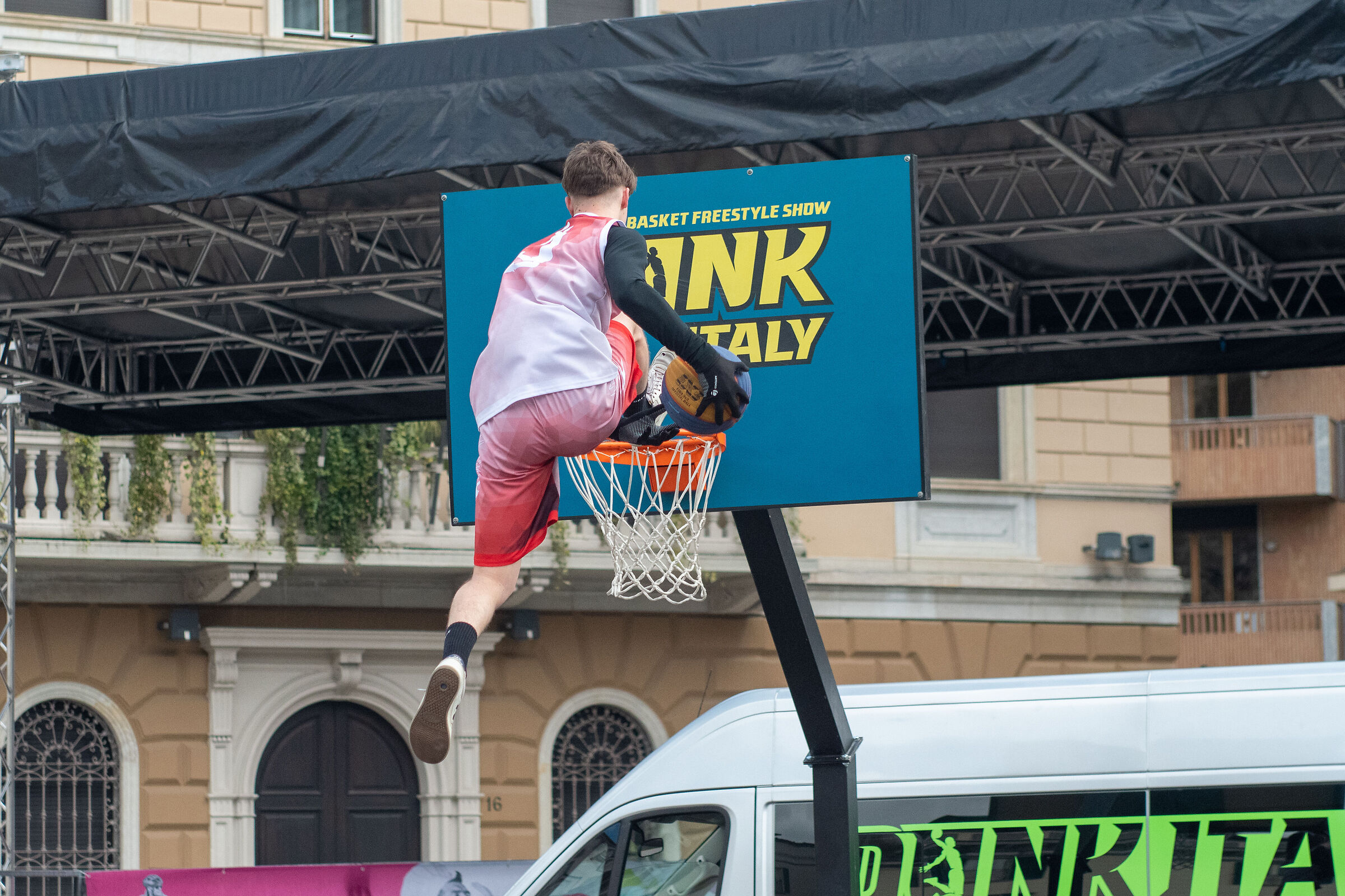 Basket Acrobatico Freestyle ( Dunk Italy )