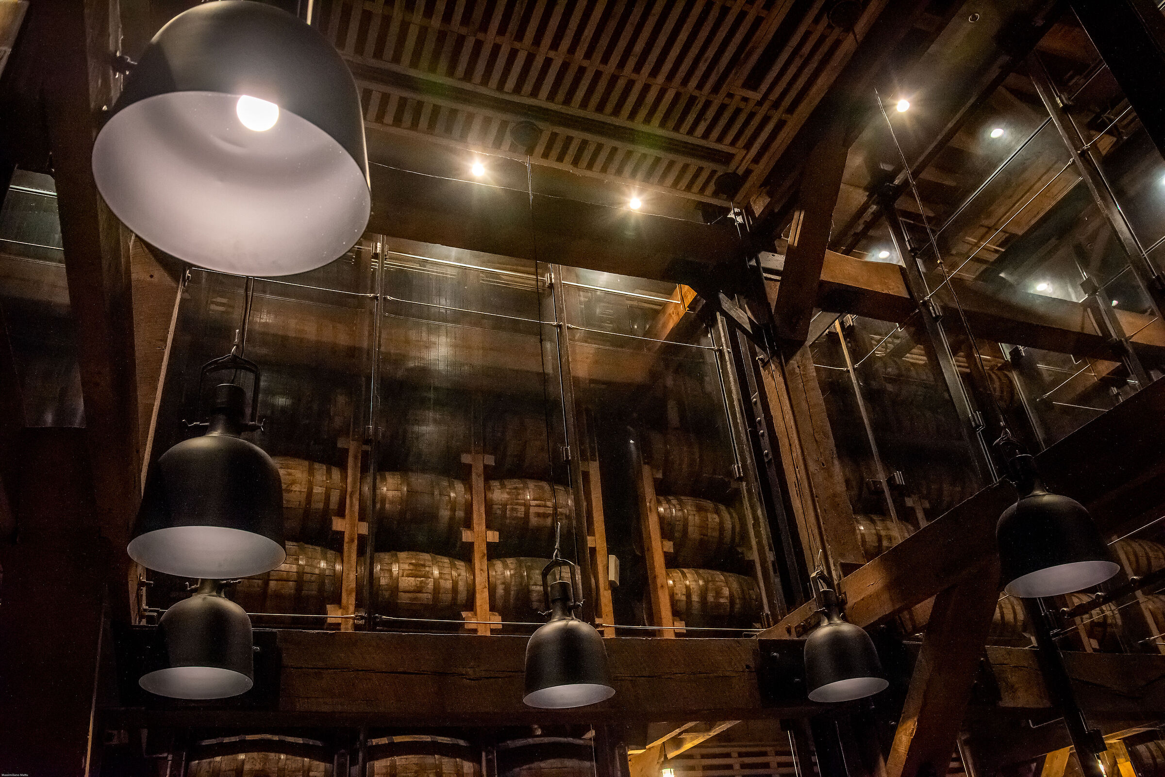 Una bottaia di whiskey