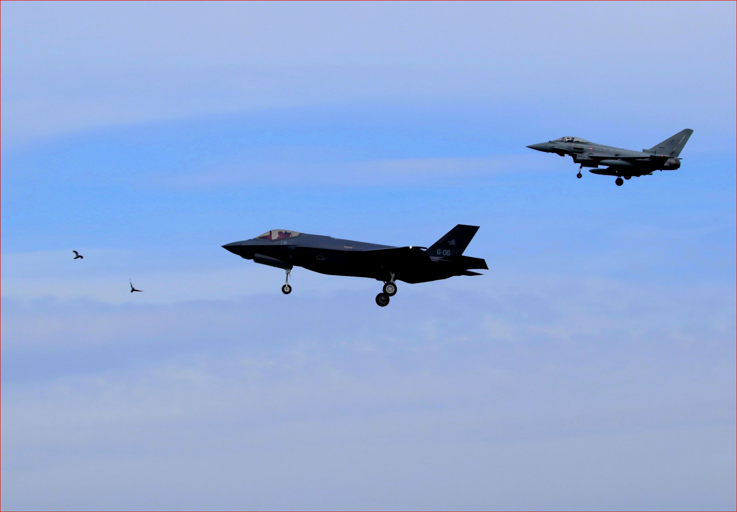 '' Cameri, F.35 ,,, cn EFA ''