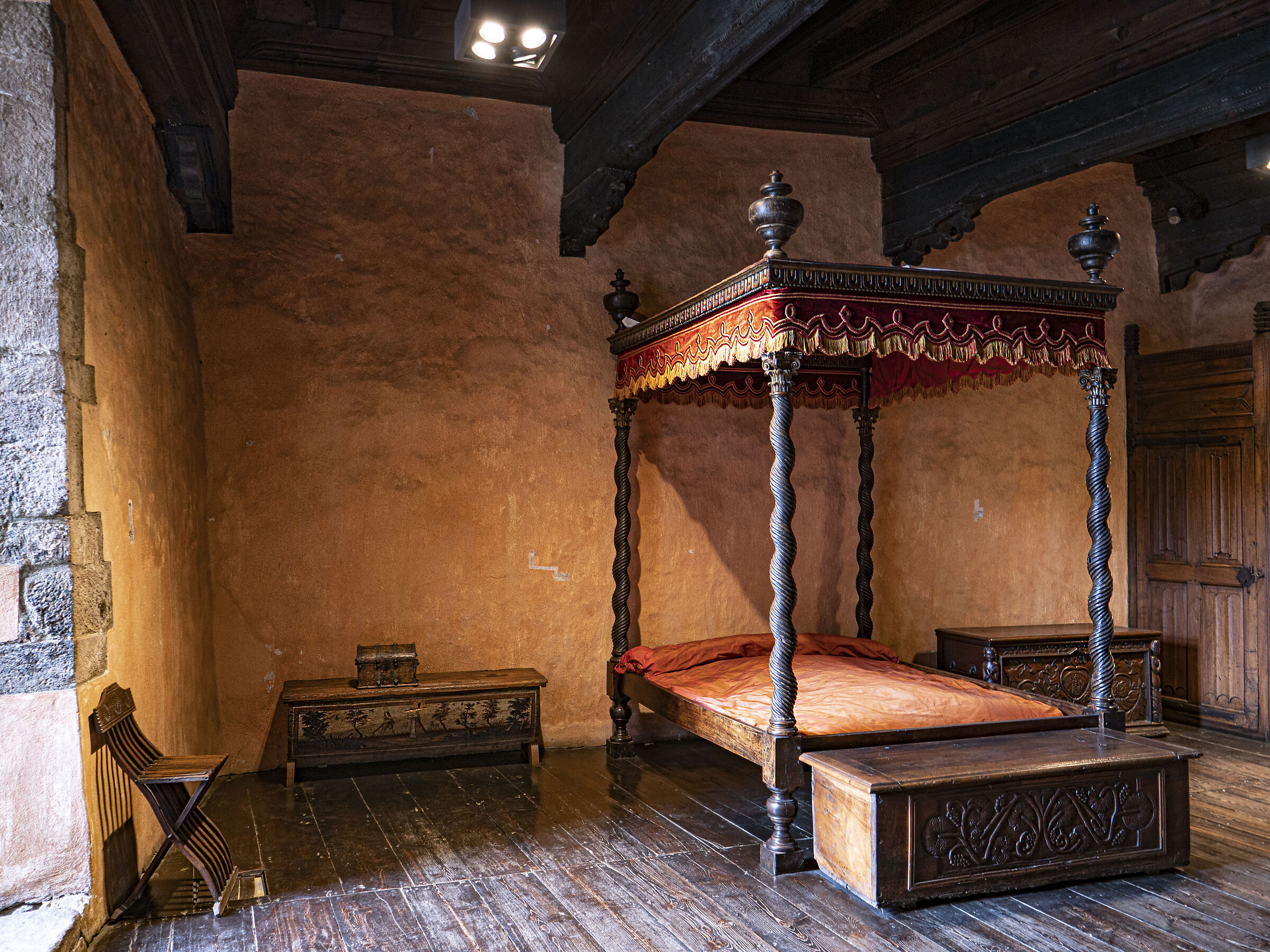 Interno - castello di Fenis