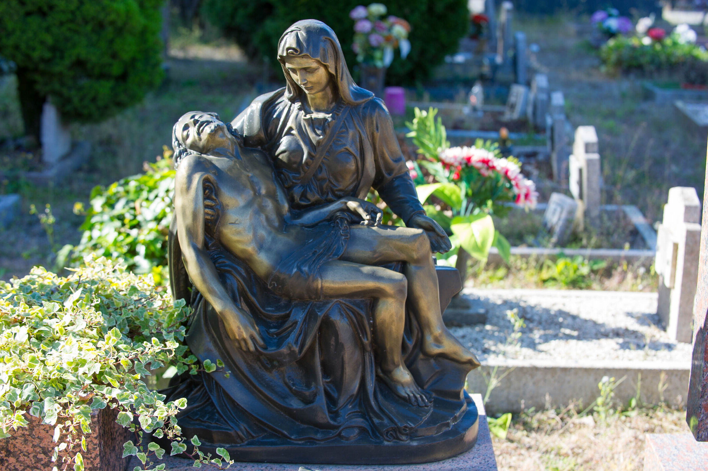 Pietà at the Bizzozero Cemetery