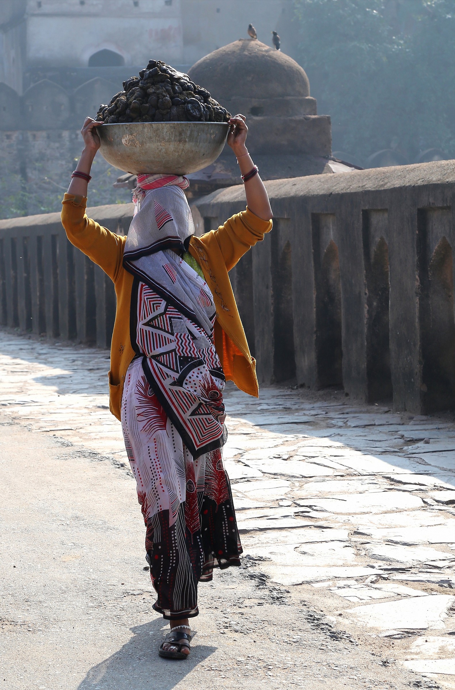 India Orcha. All work sipossono do with dignity.