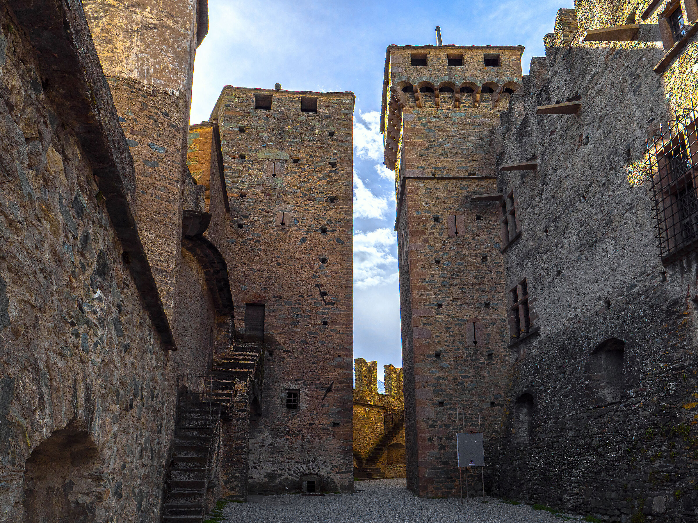 Interno Castello di Fenis