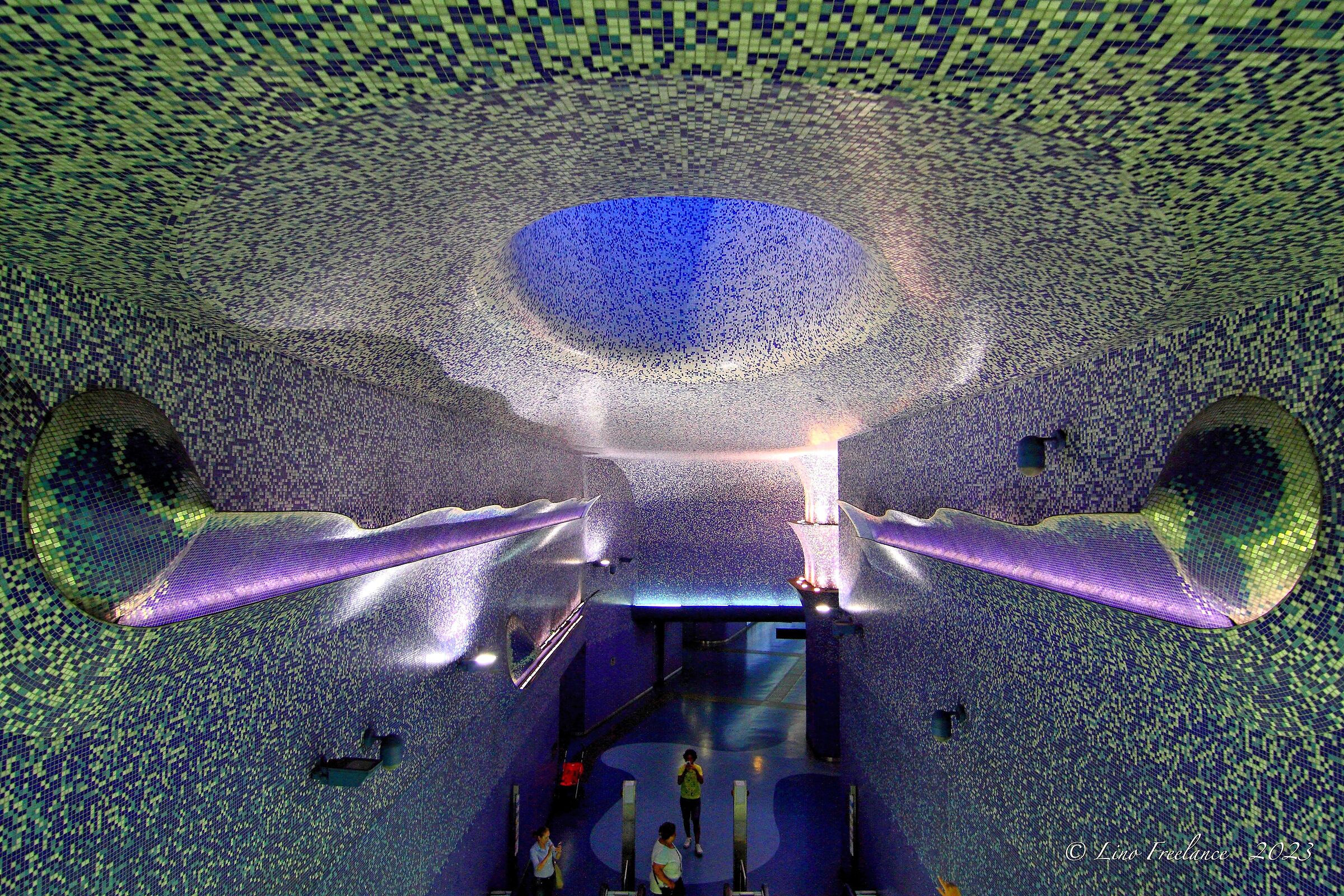 Dettaglio Metrò Toledo -Napoli-