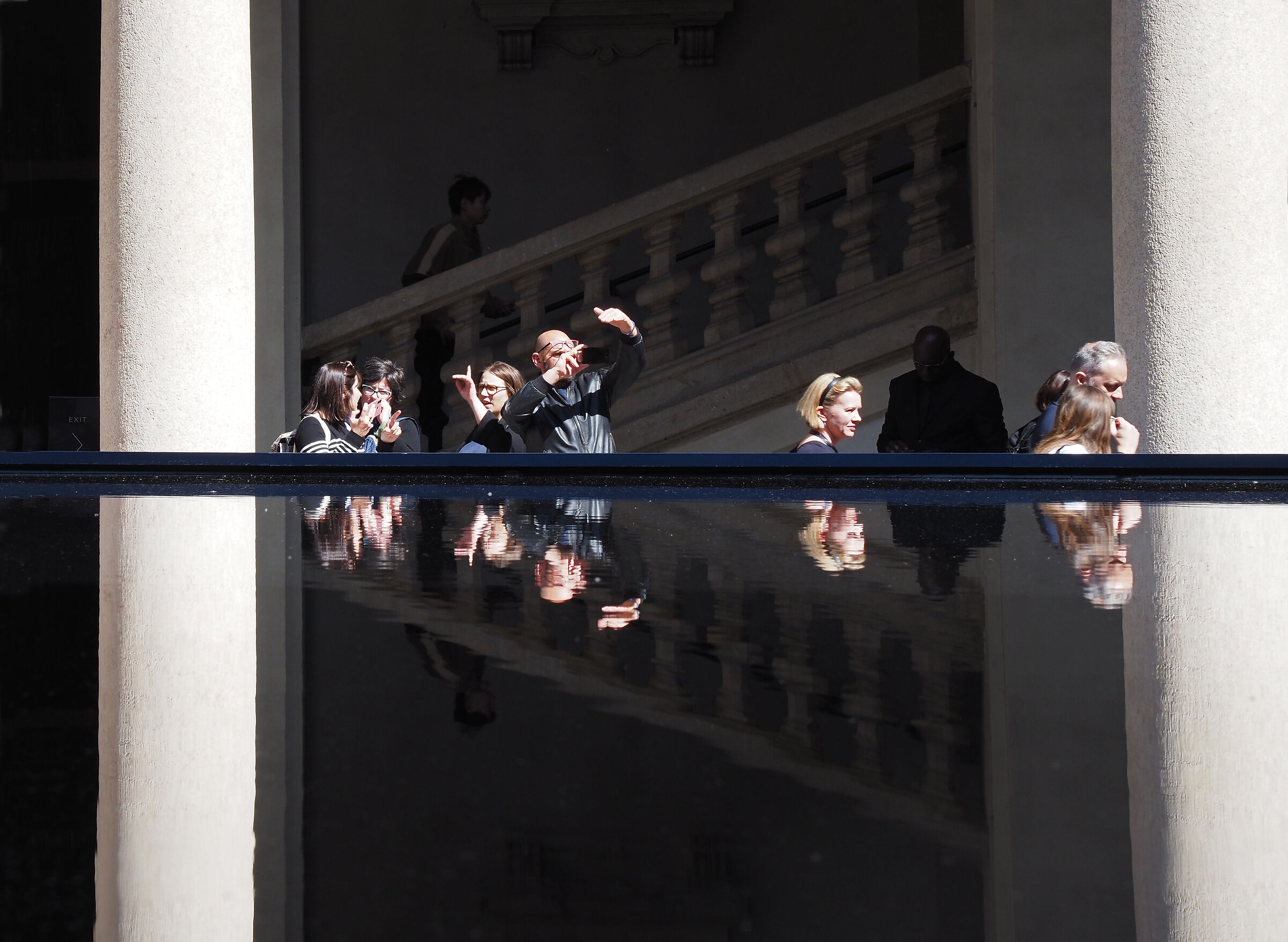 al fuori salonedel mobile