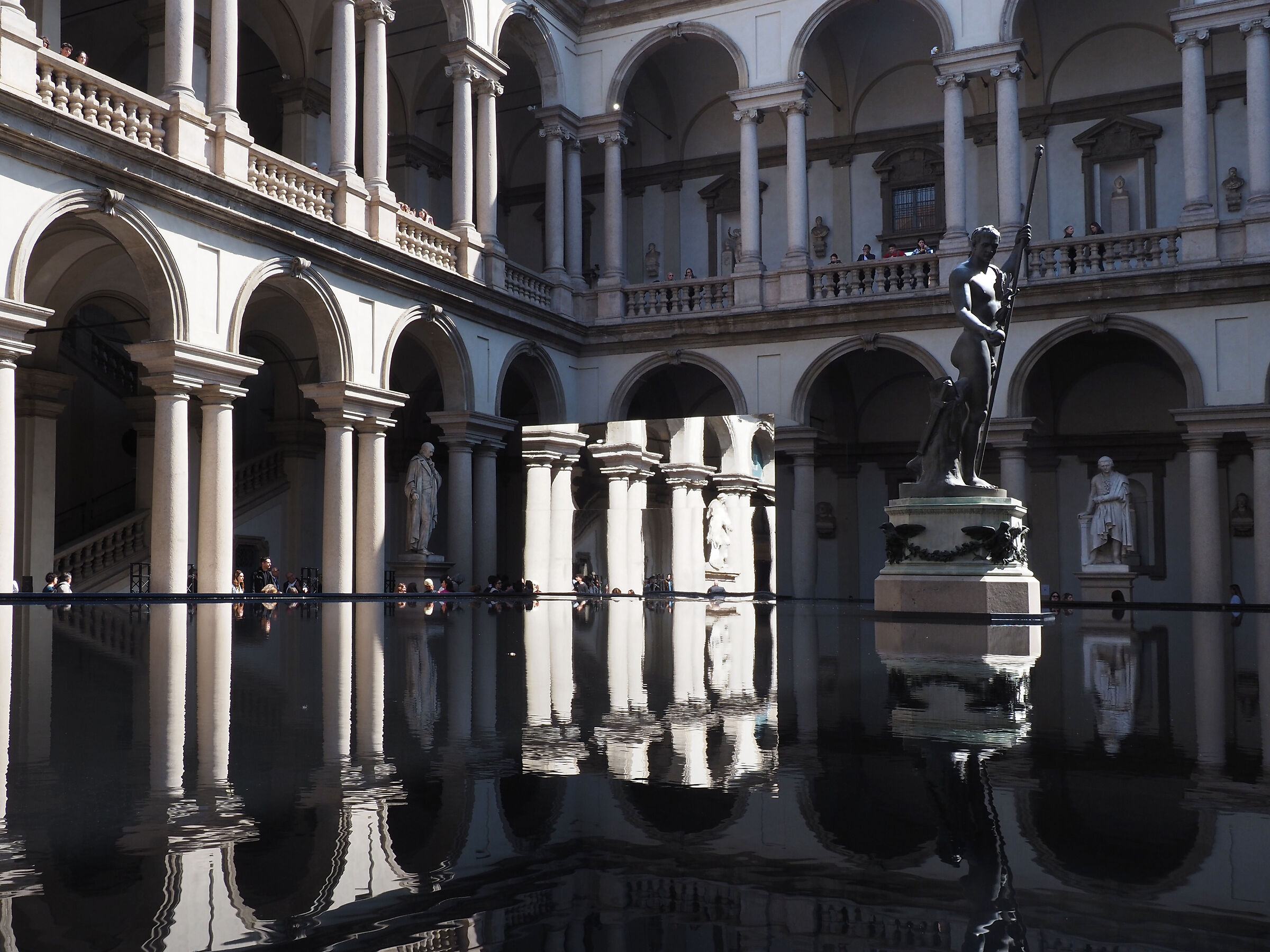 specchio e riflesso