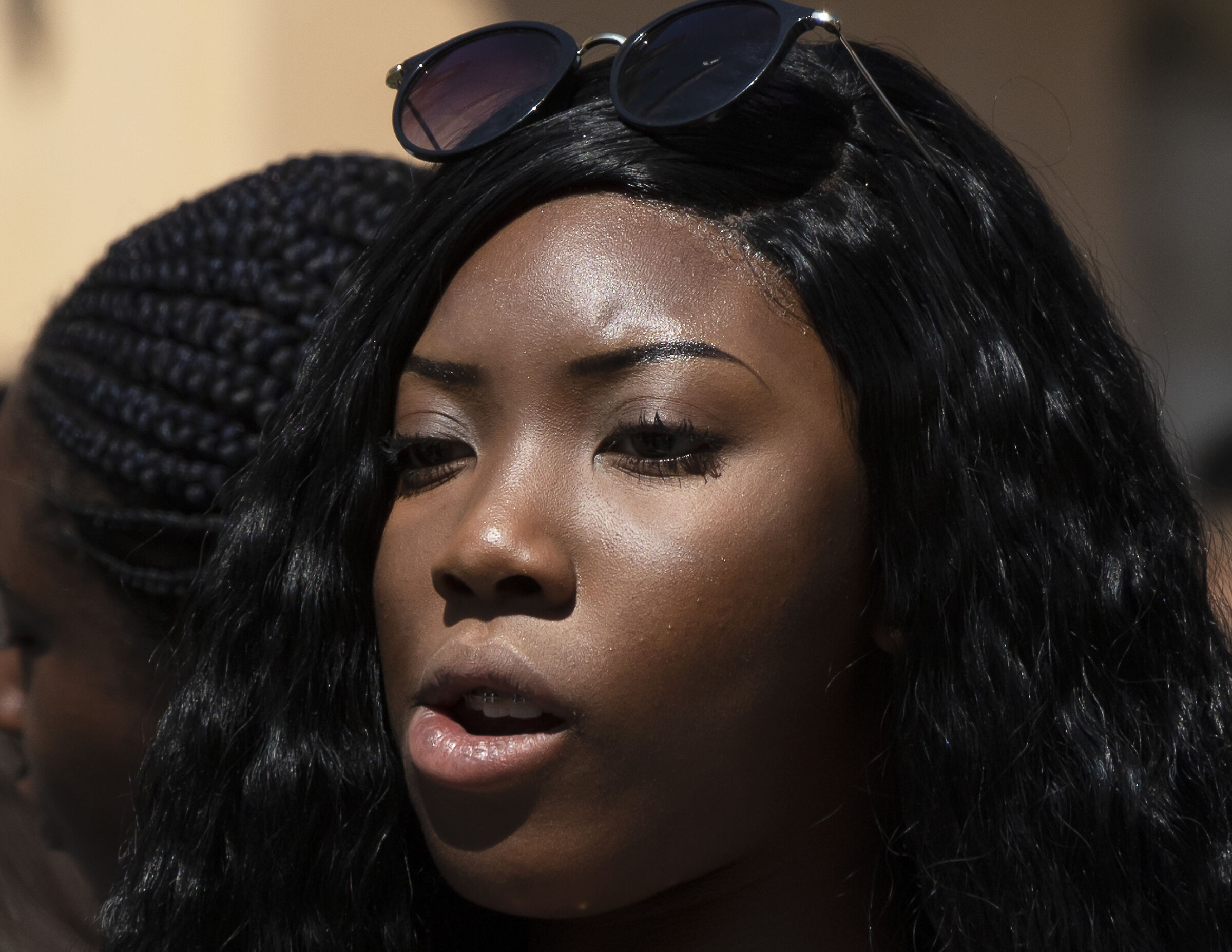 Street portrait... (4 photos)