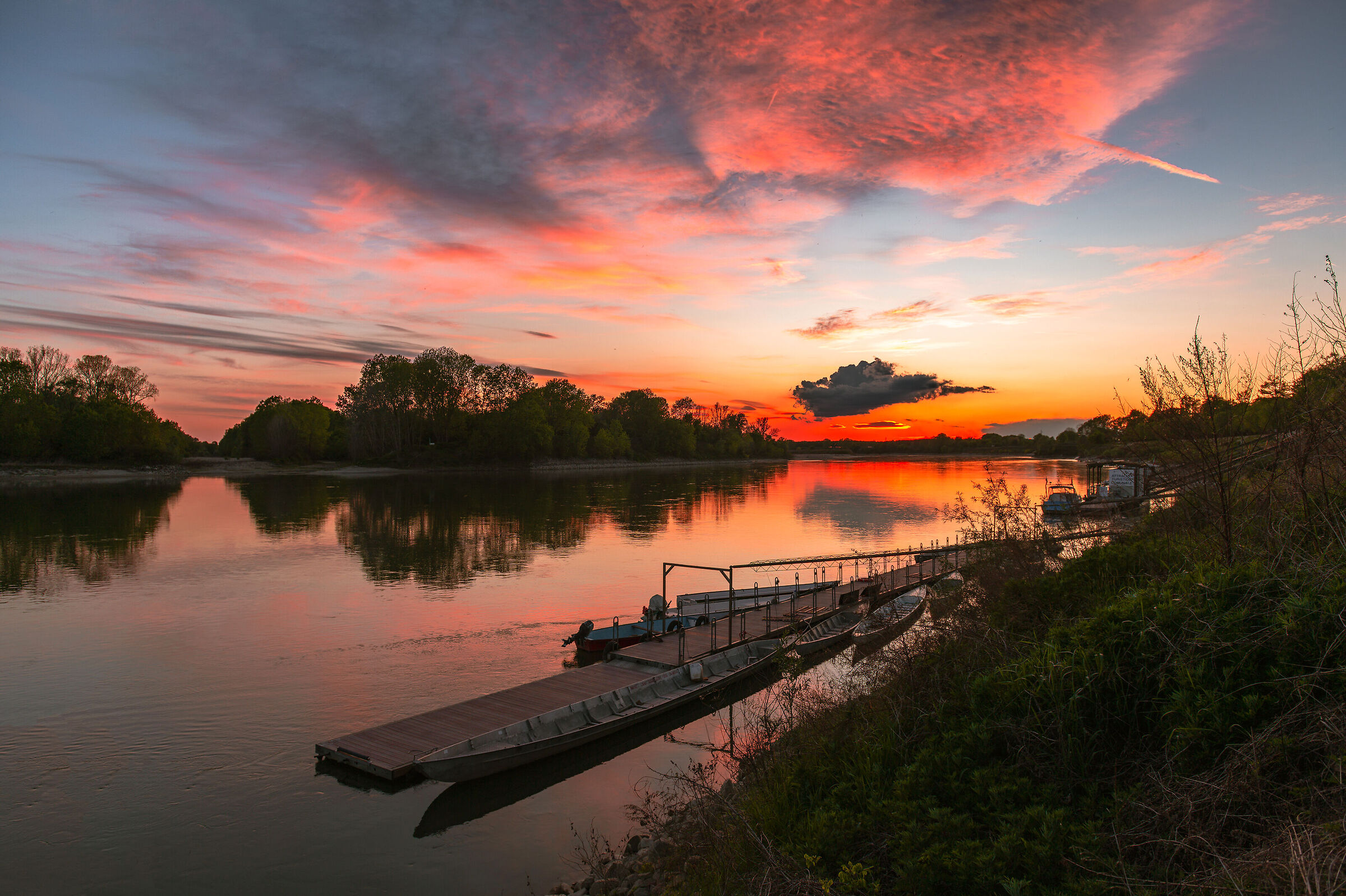 There is a clear hour in the day that could be defined as