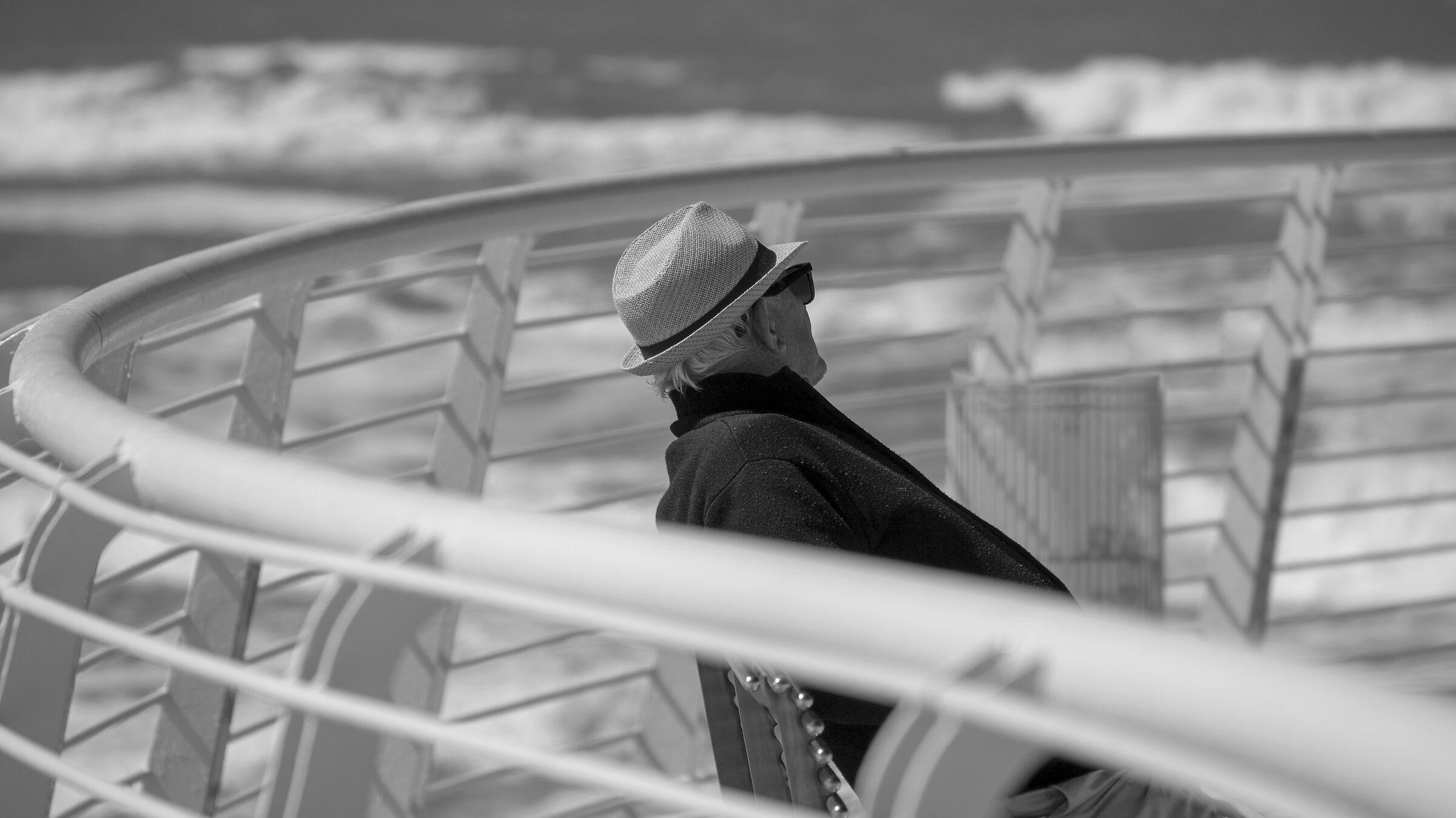 il pensionato e il mare