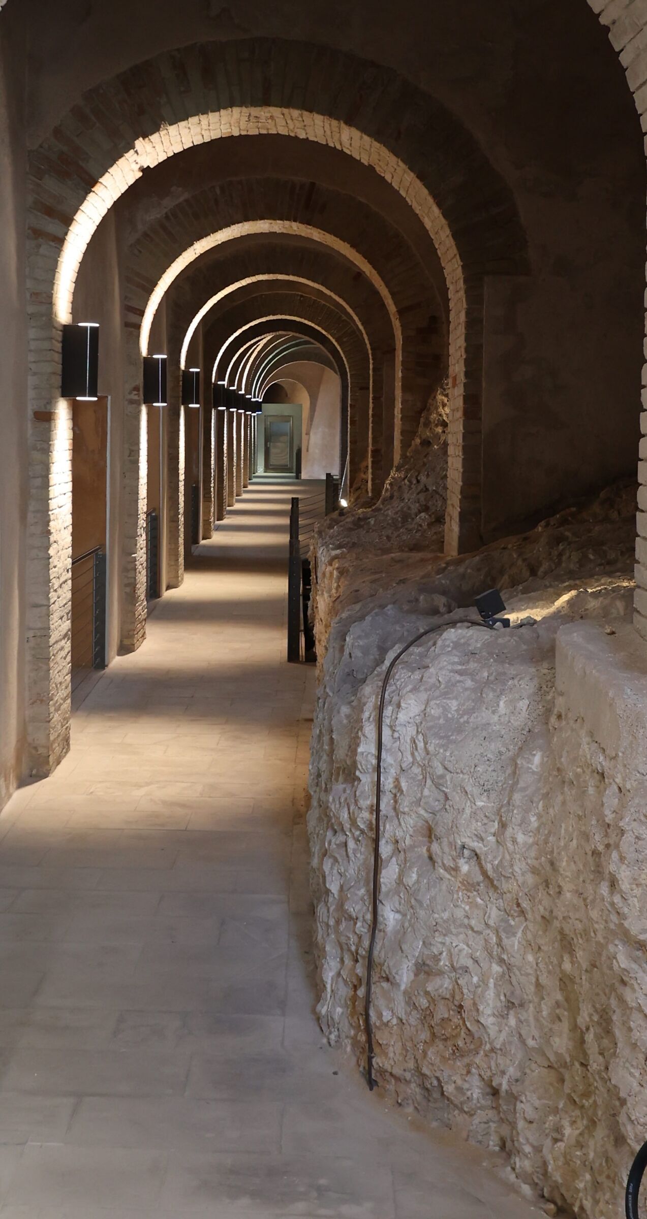 Galleria dello sperone Cagliari