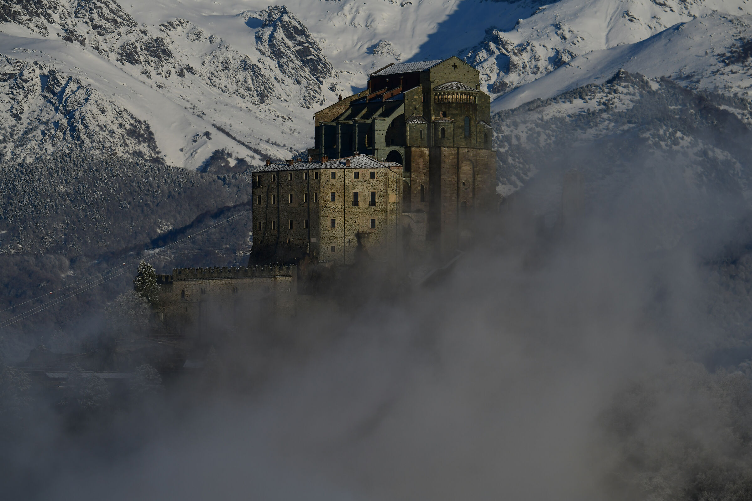 Sacra di S. Michele, oltre le nuvole