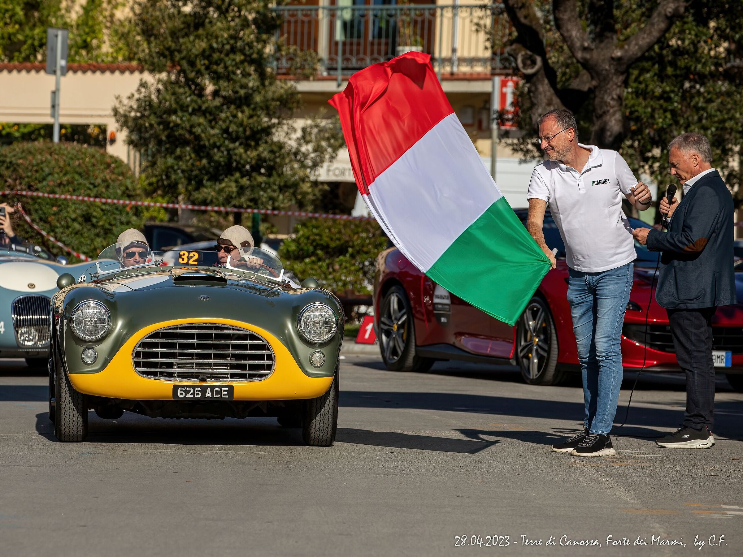 Terre di Canossa auto d' epoca