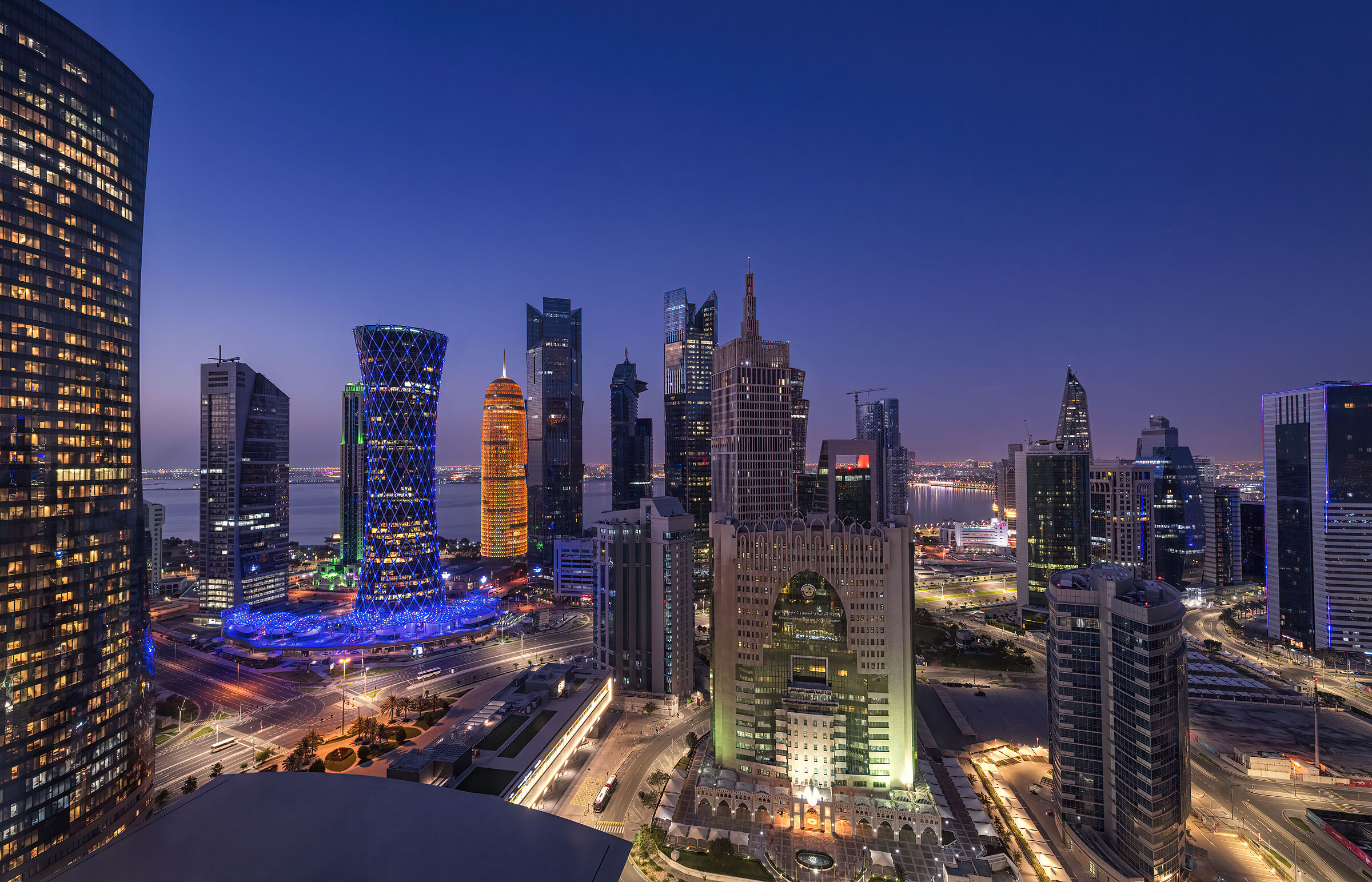 Doha West Bay all'alba