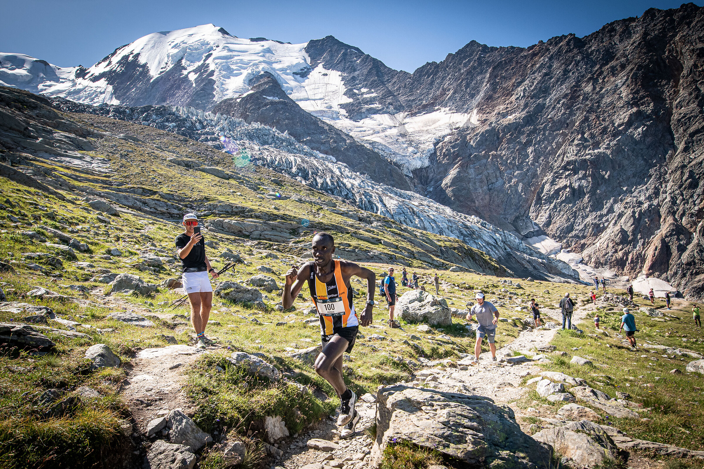 Running sotto il Bianco