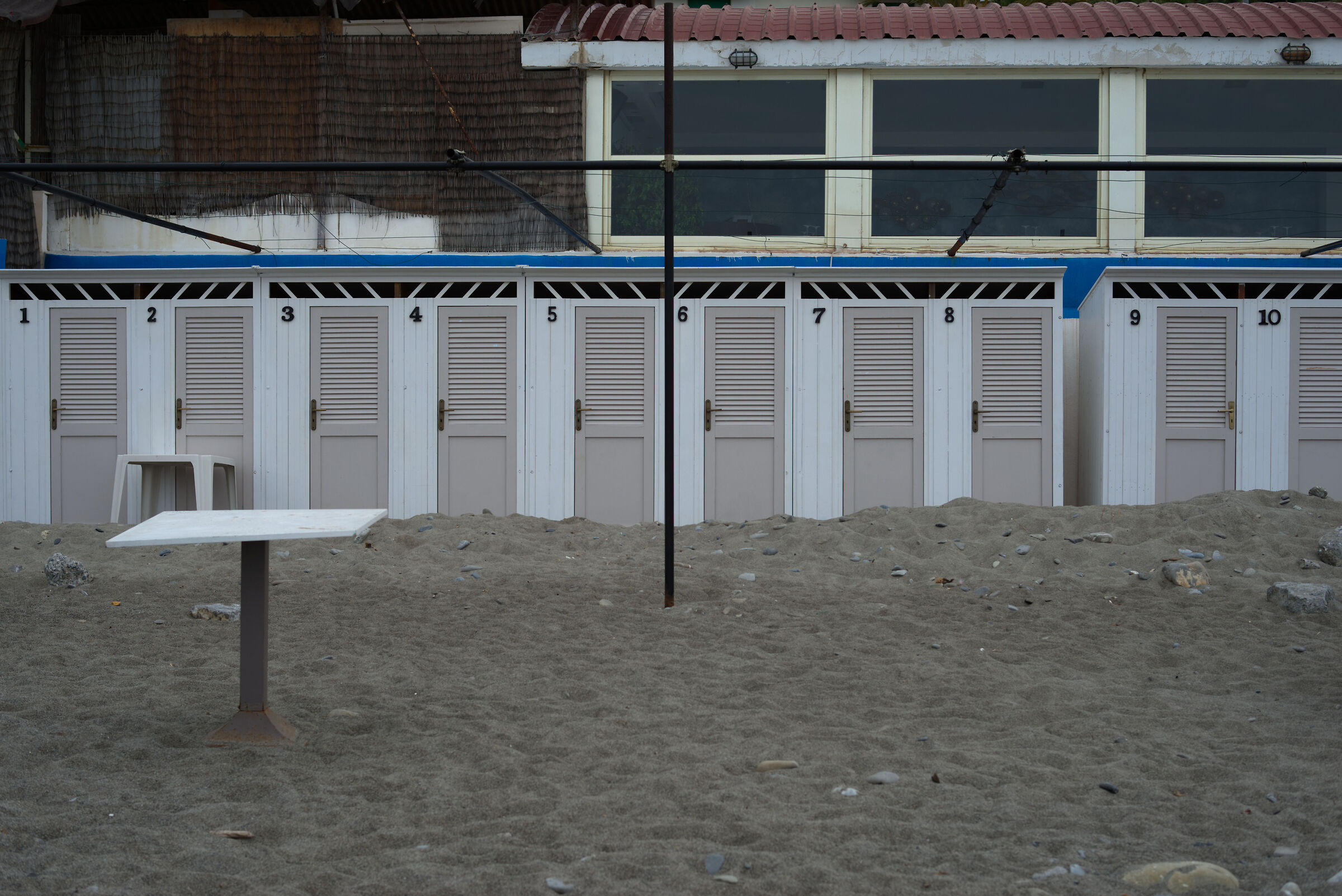 Allestire la felicità