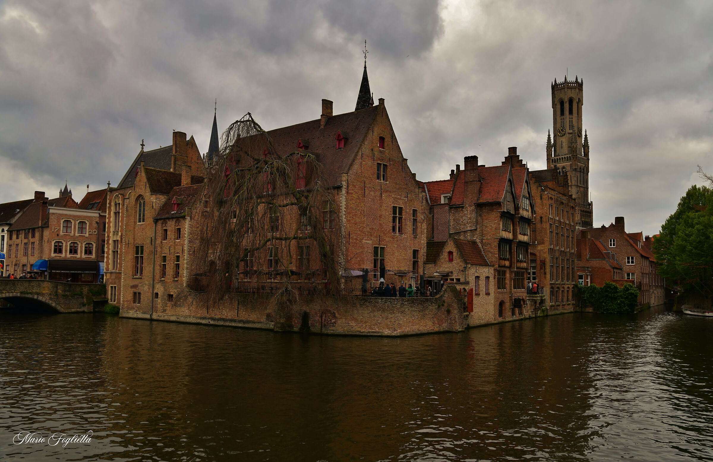 Glimpses of Bruges