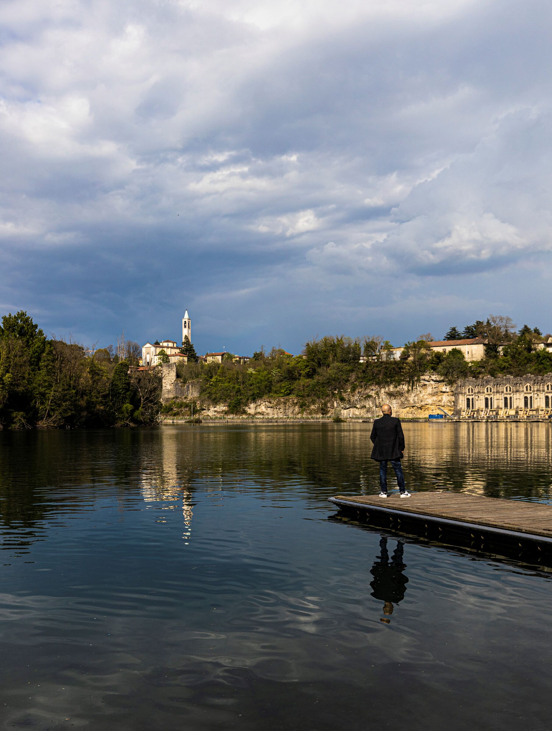 The Wanderer on the river