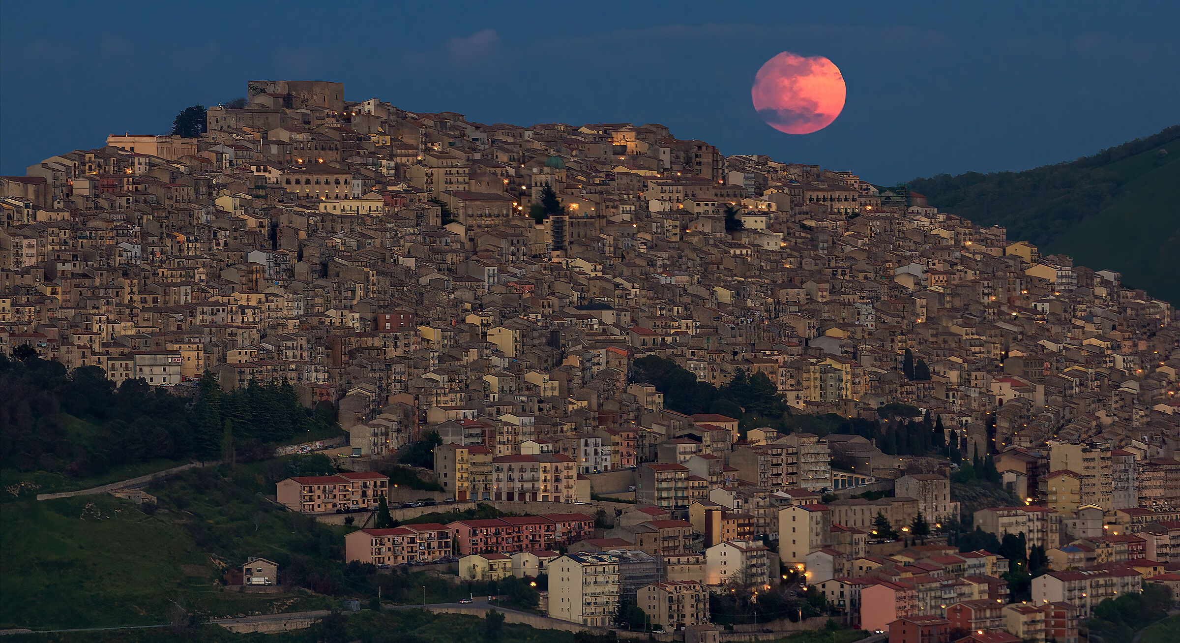 La luna piena del 5 maggio 2023 a Gangi (Pa)