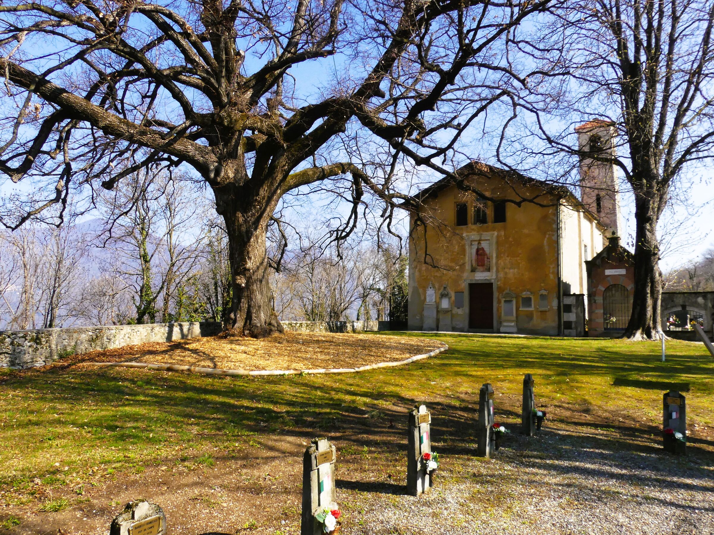 Chiesa di Orino ( provincia di Varese )