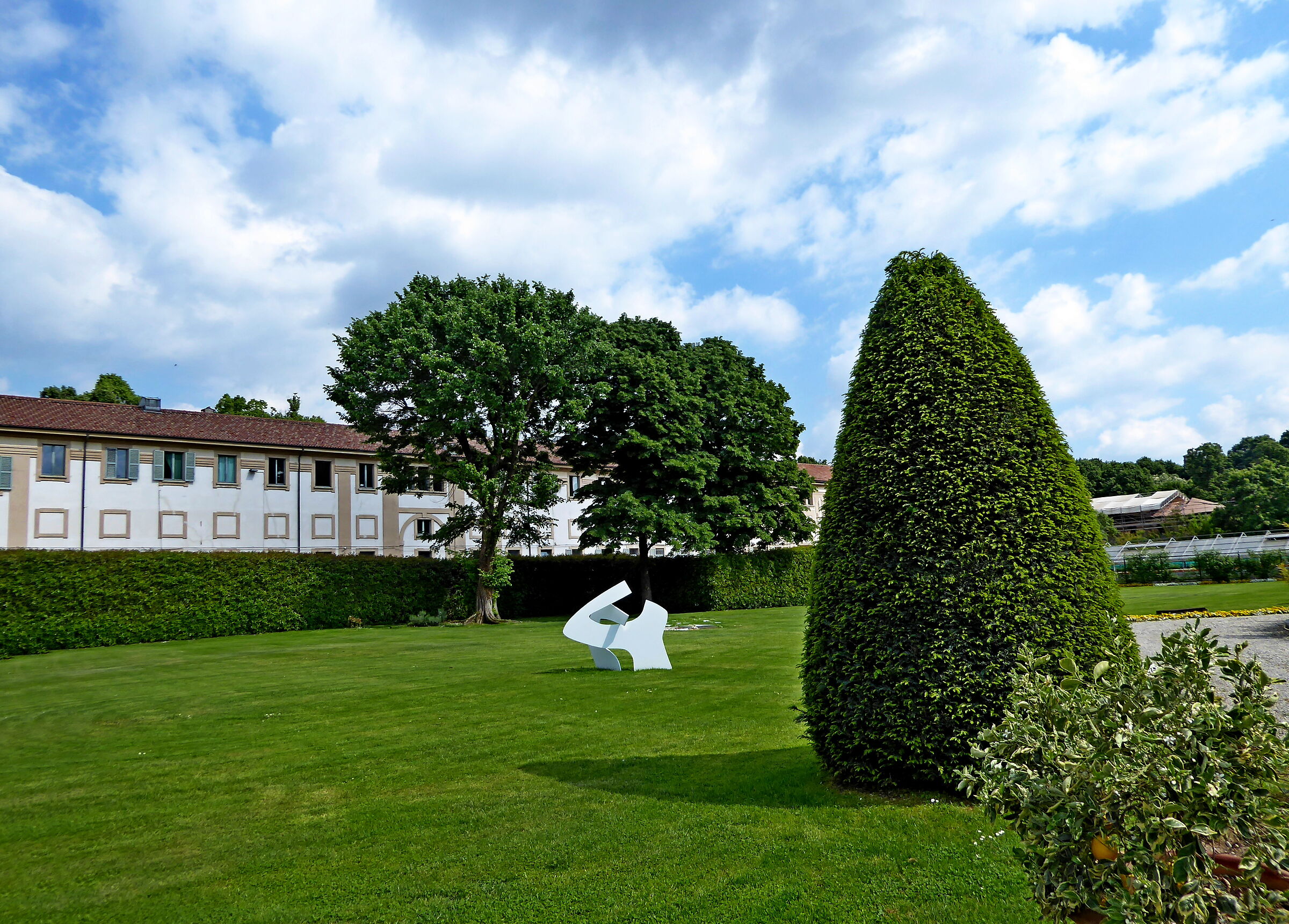 Sculpture and nature