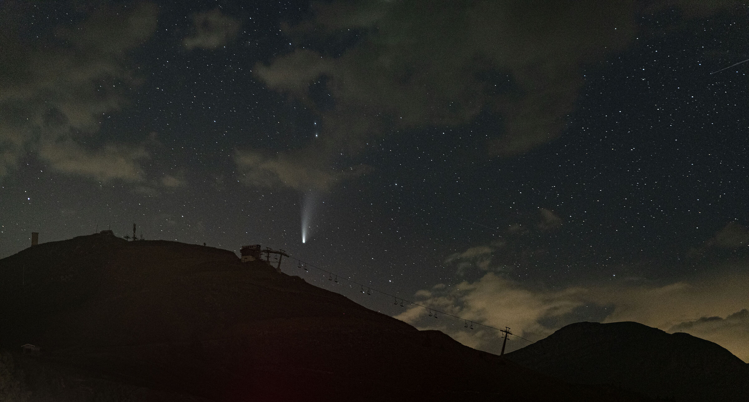 Comet Neowise for broken cuff