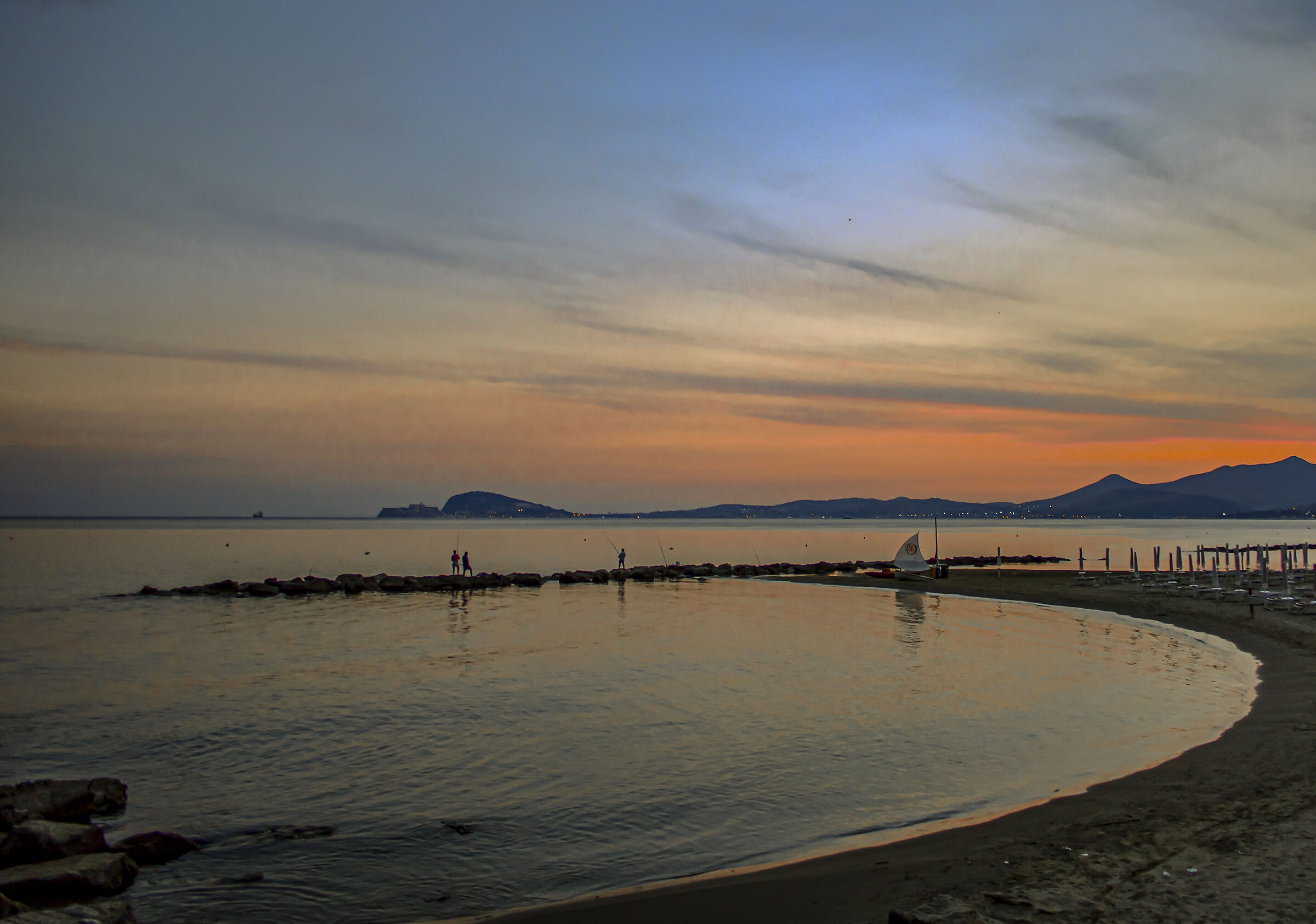 Formia - Pesca di sera, ricco bottino si spera