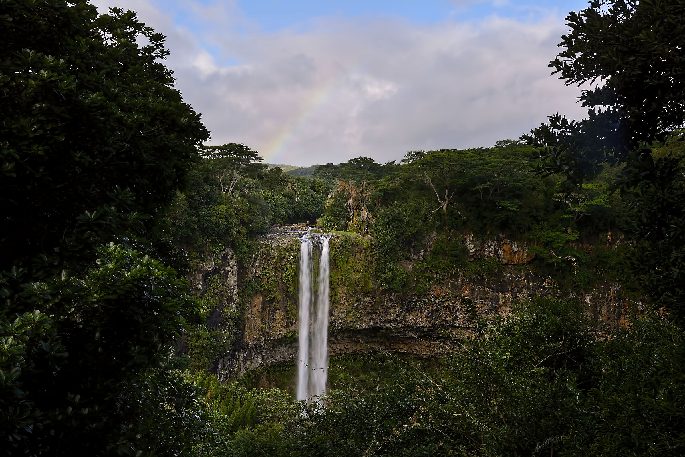 Chamarel Waterfall and the rainbow - Mauritius 20220615