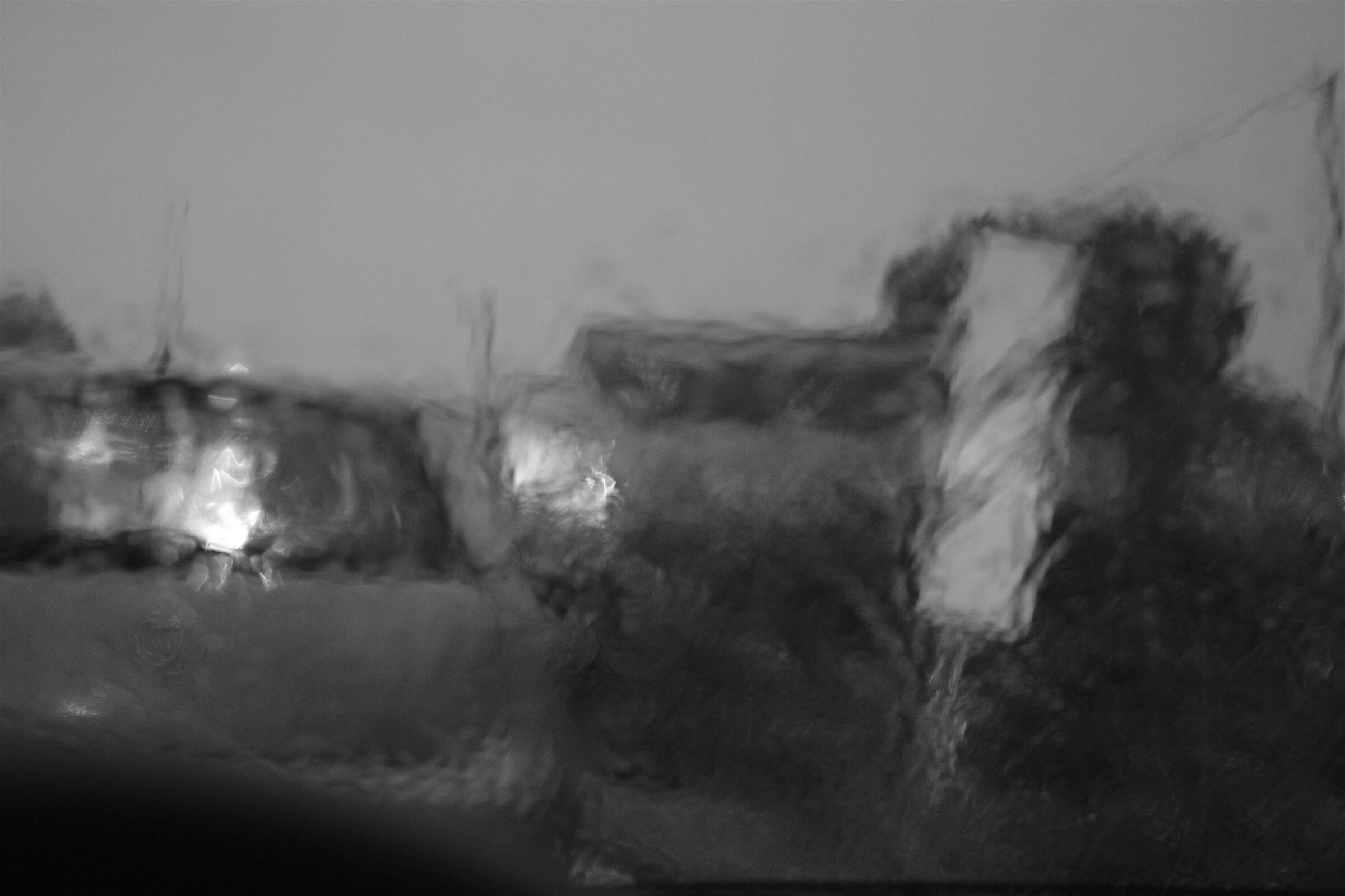 12800 Iso Aspettando che cessi la pioggia