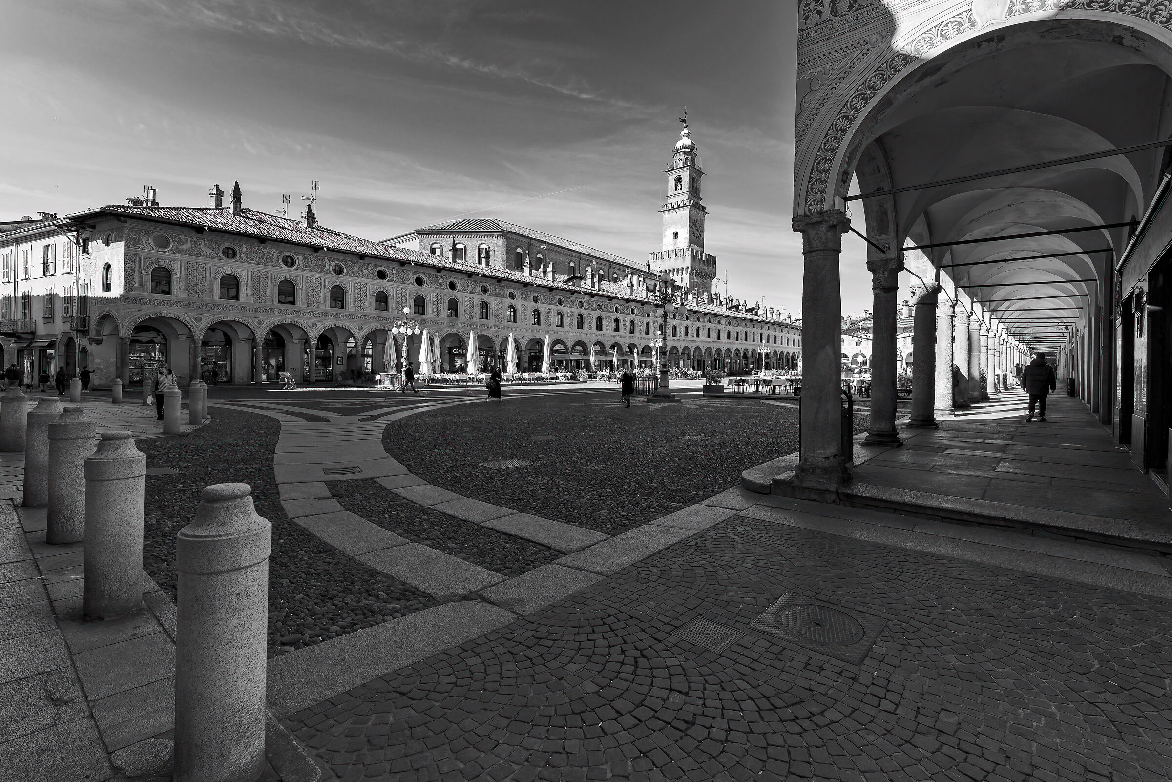 Omaggio alla mia piazza