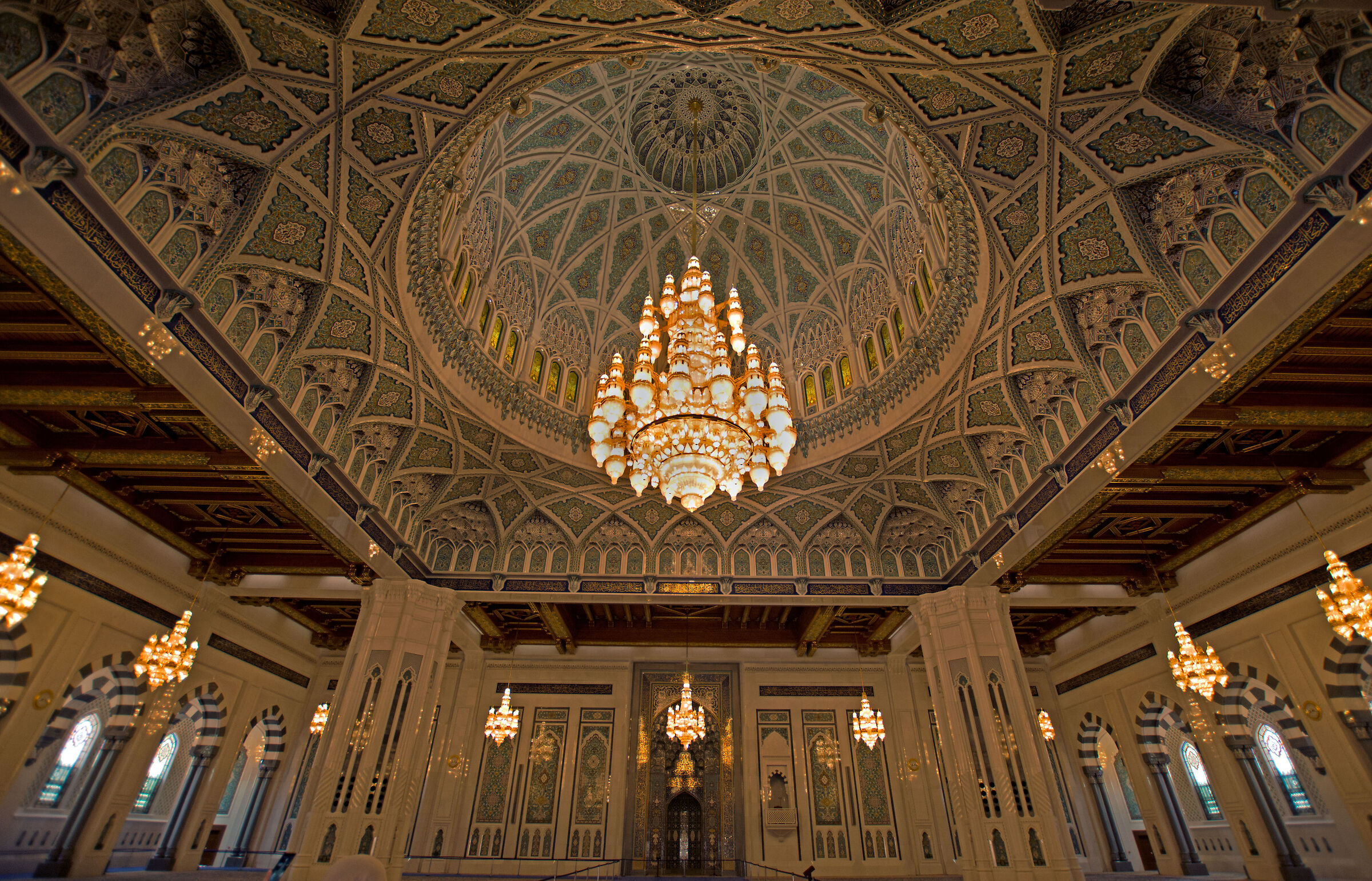 Sultan Qaboos Grand Mosque 4