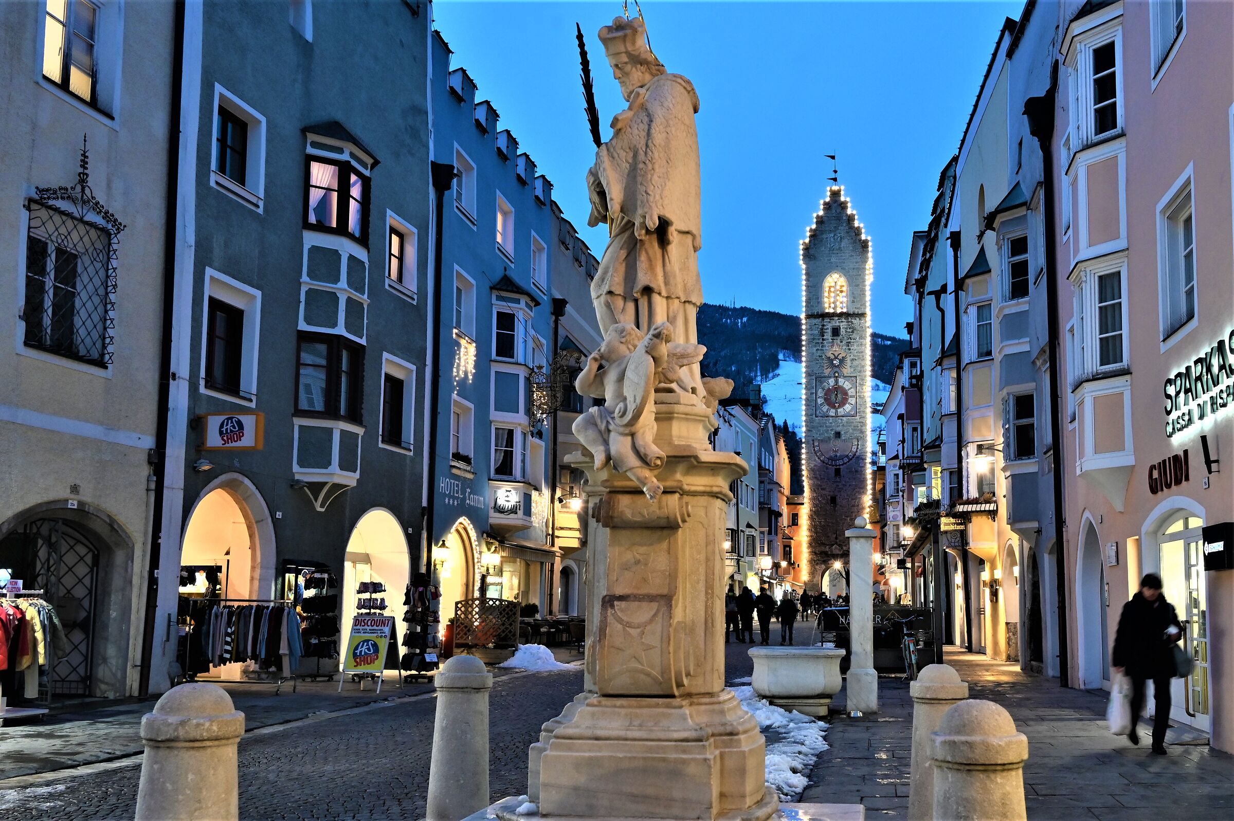 Vipiteno al`ora blu .