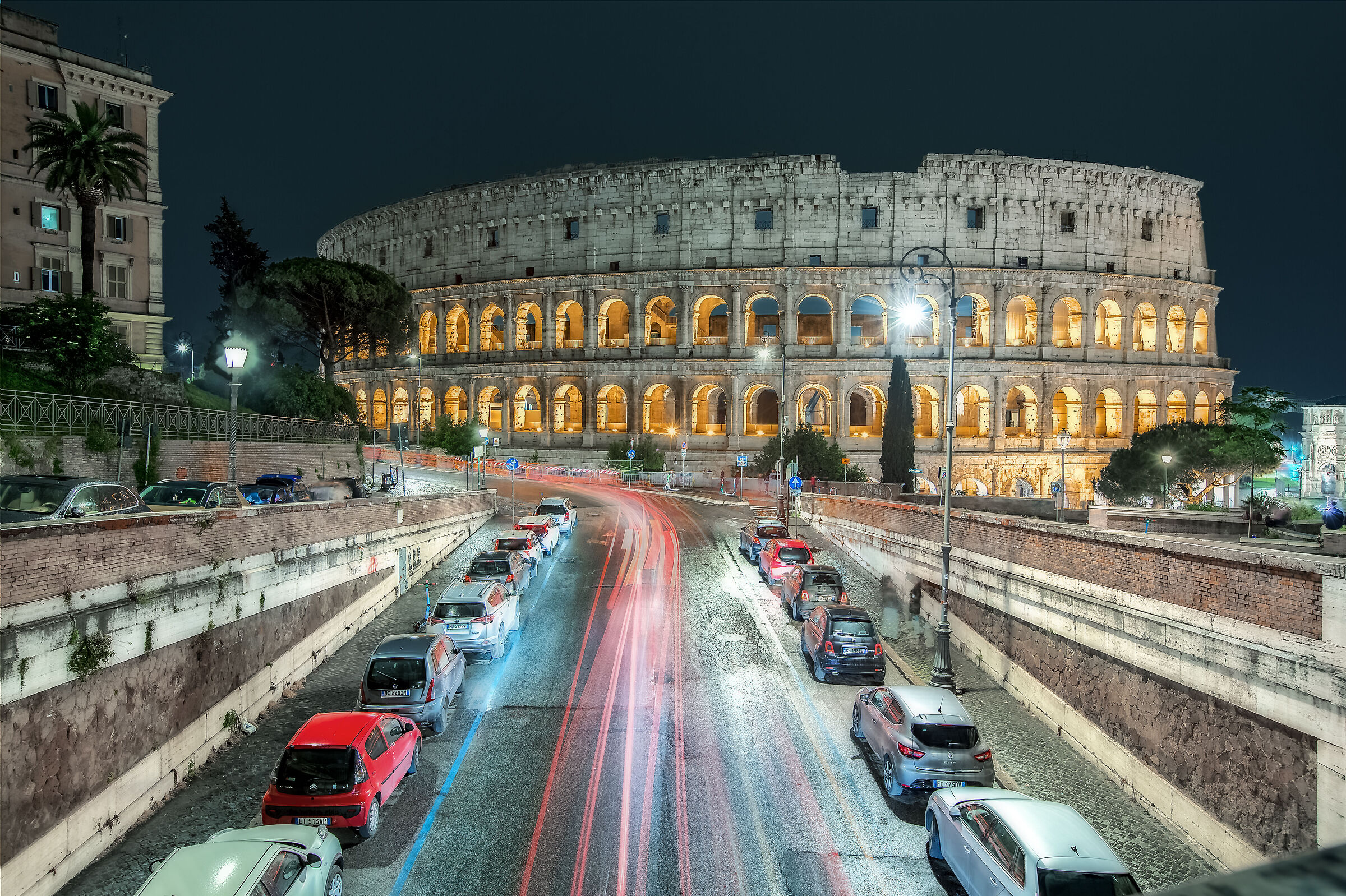 Colosseo notturno