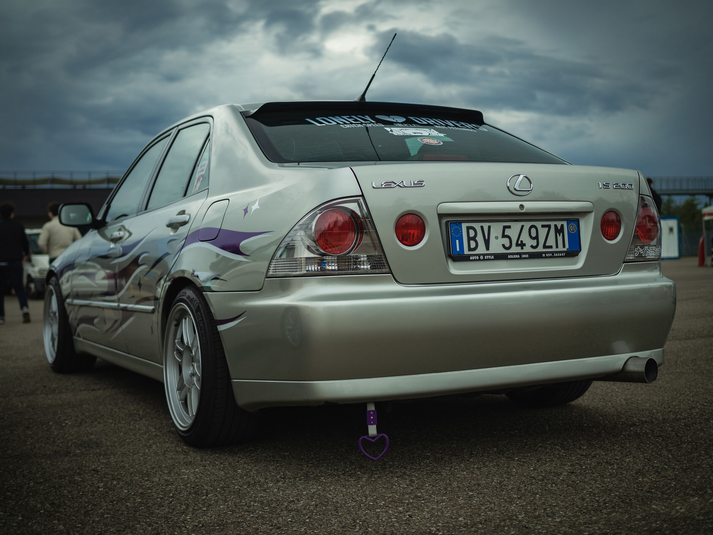 Lexus IS200