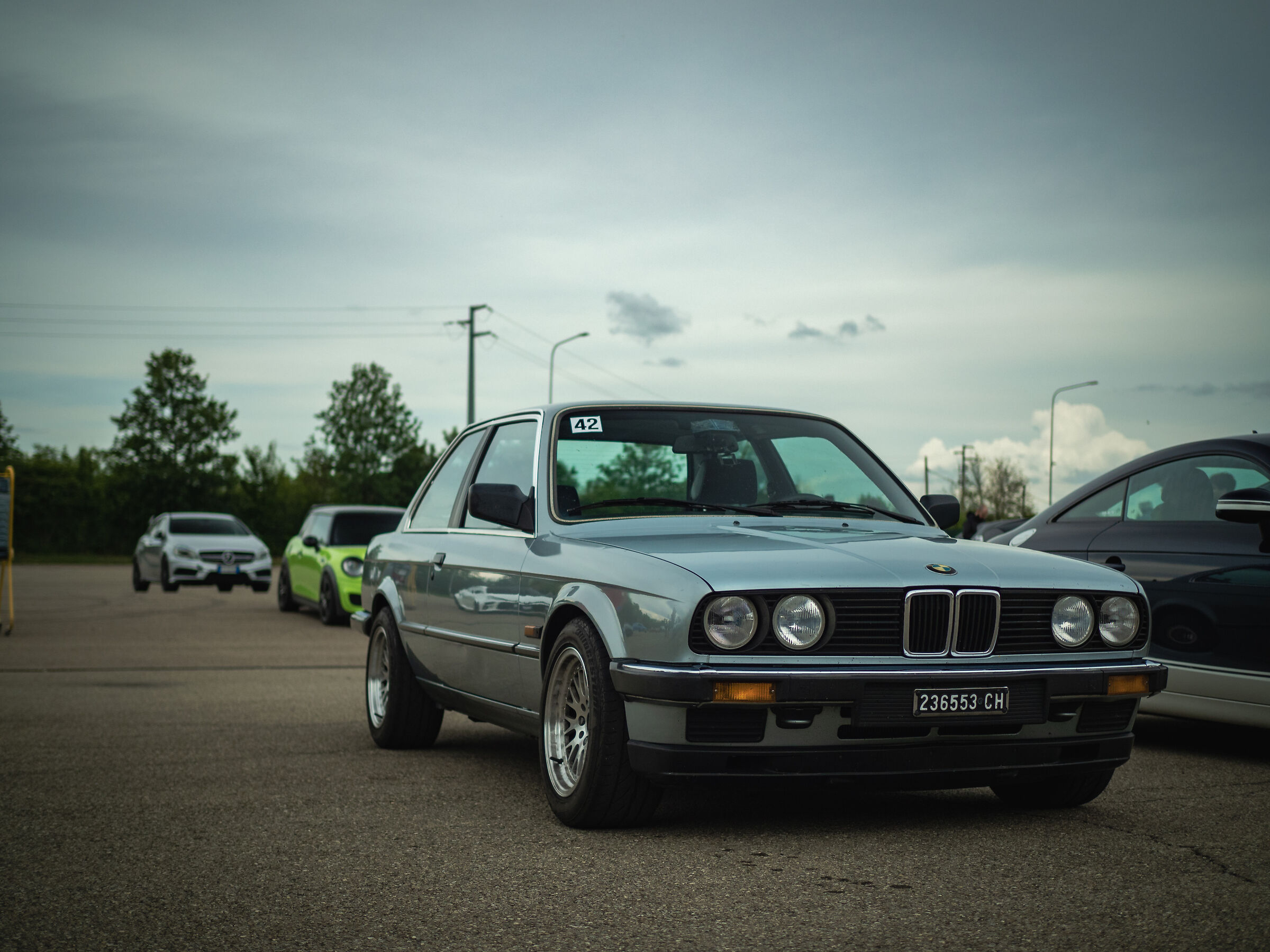 BMW 320i