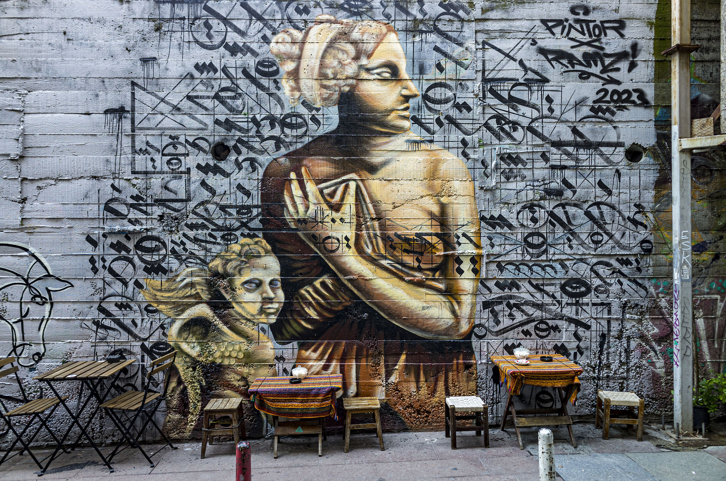 Murales