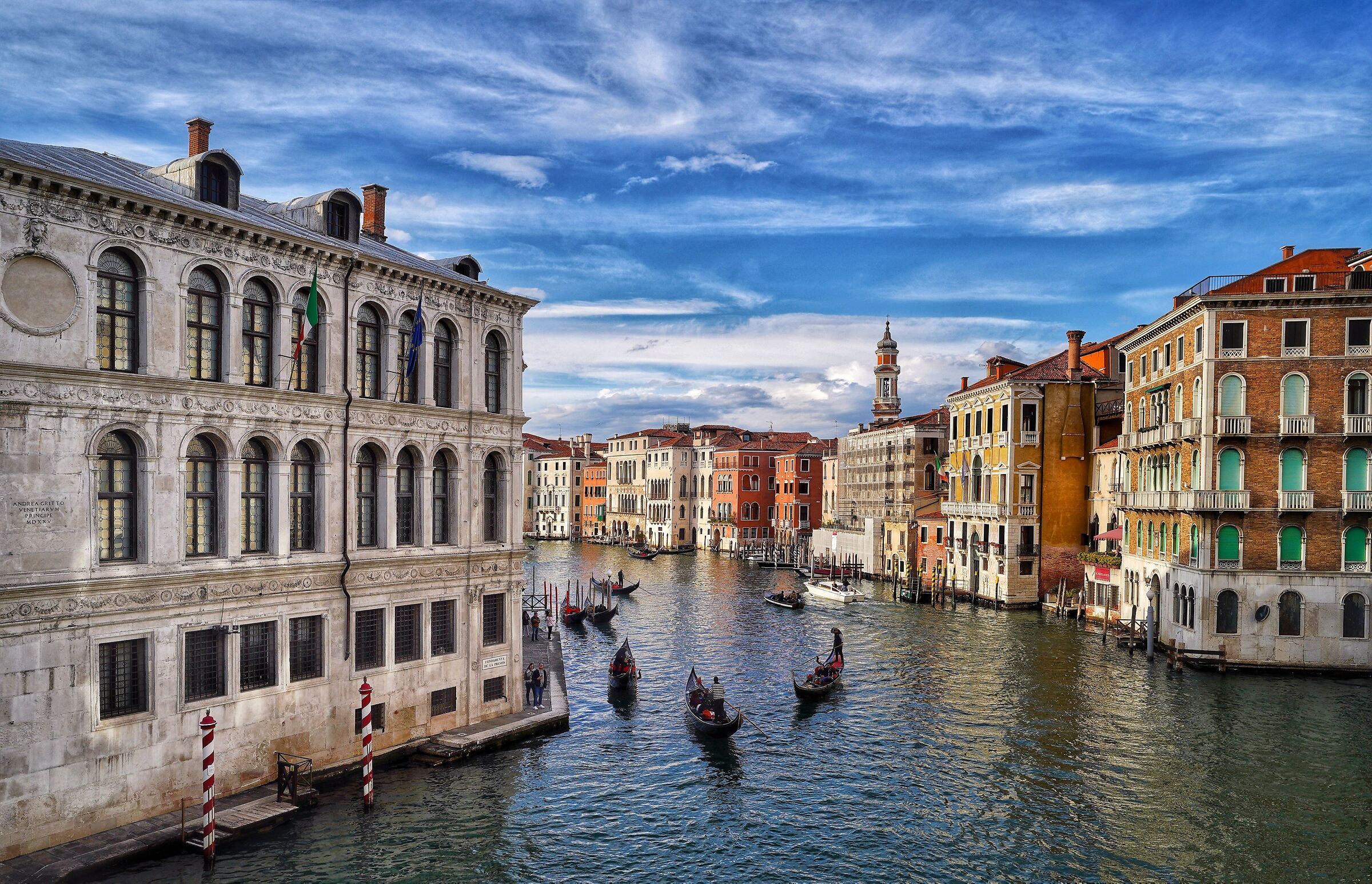 ...In gondola...