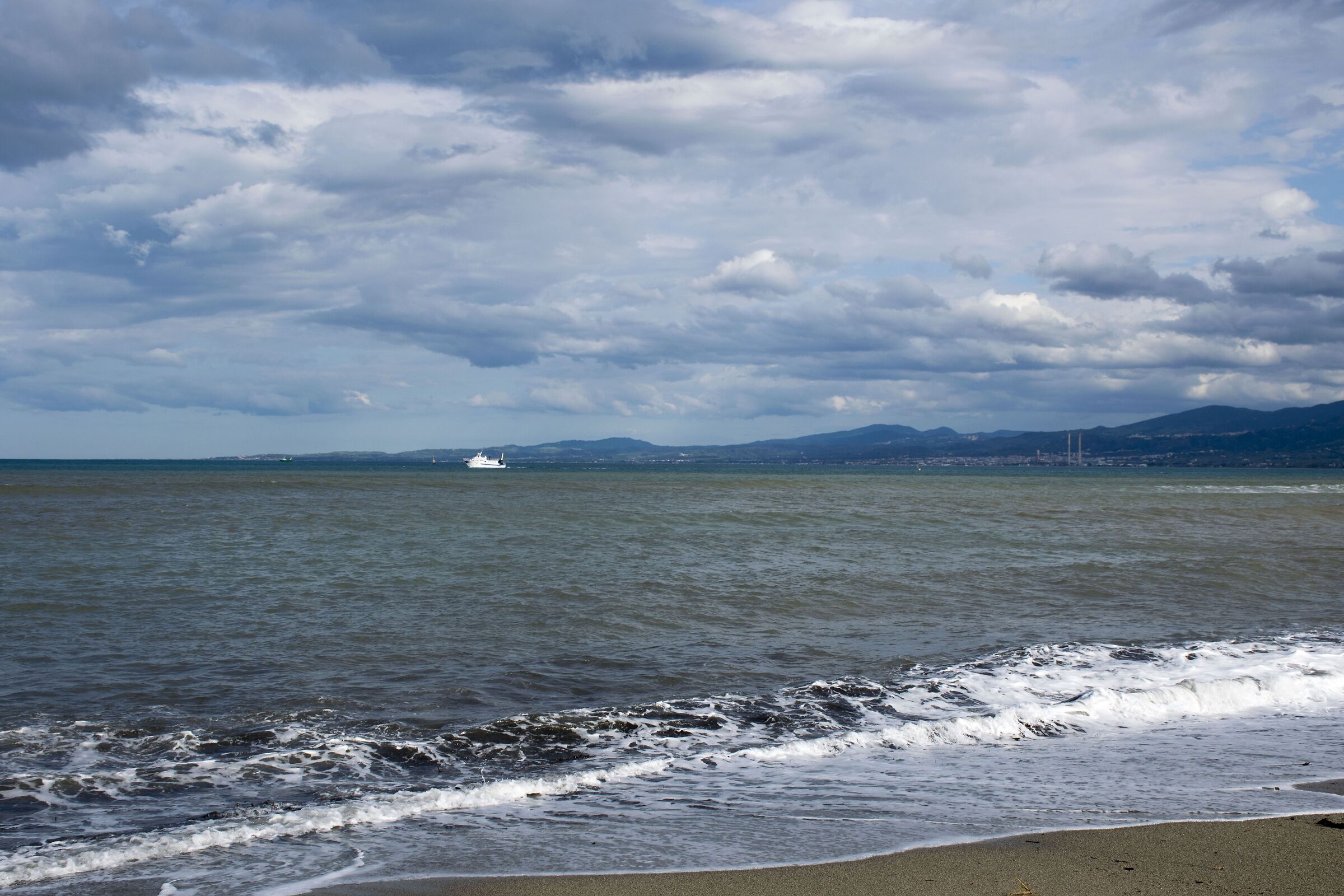 End of bad weather we leave for fishing