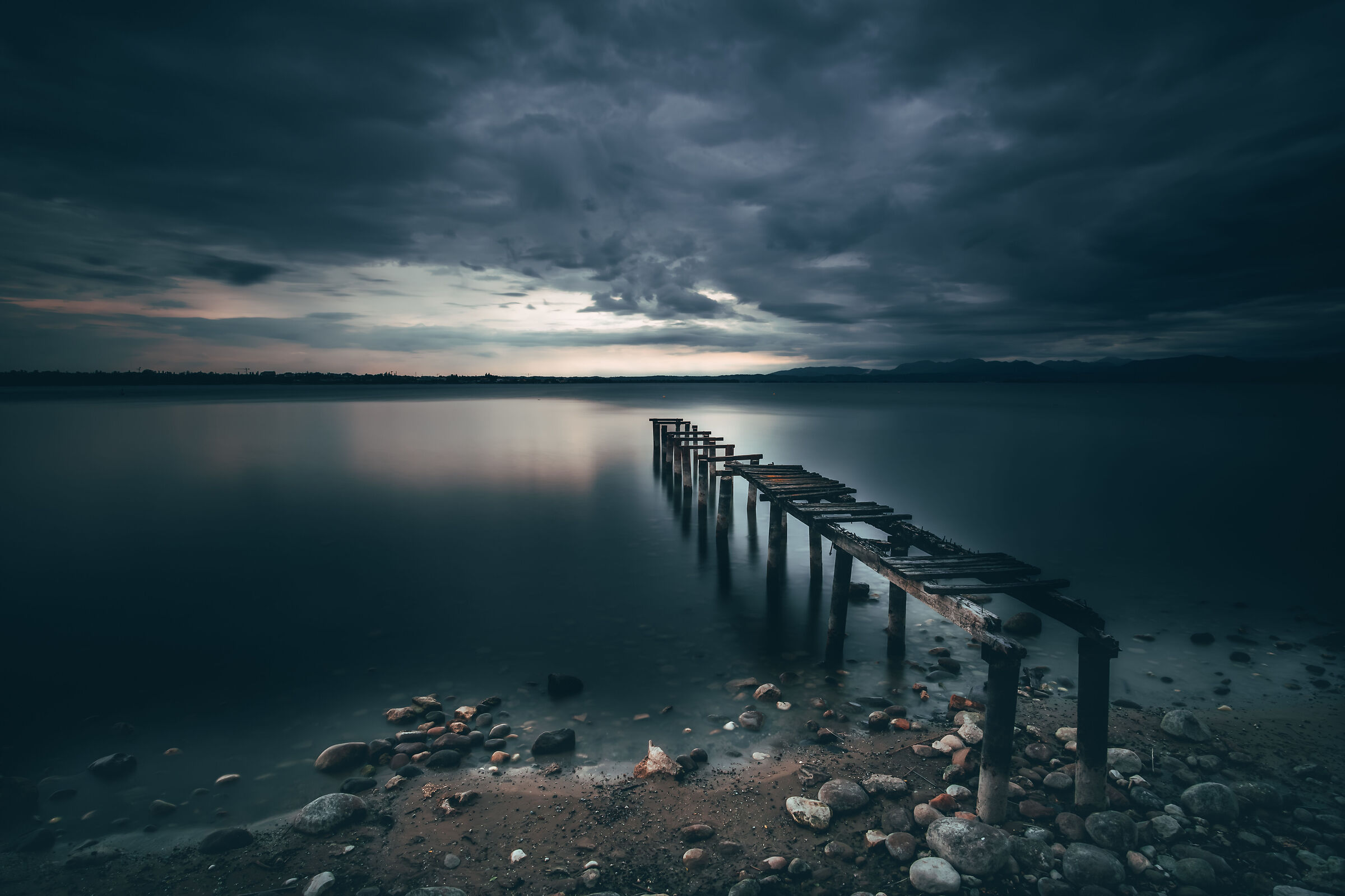 Pier Peschiera del Garda