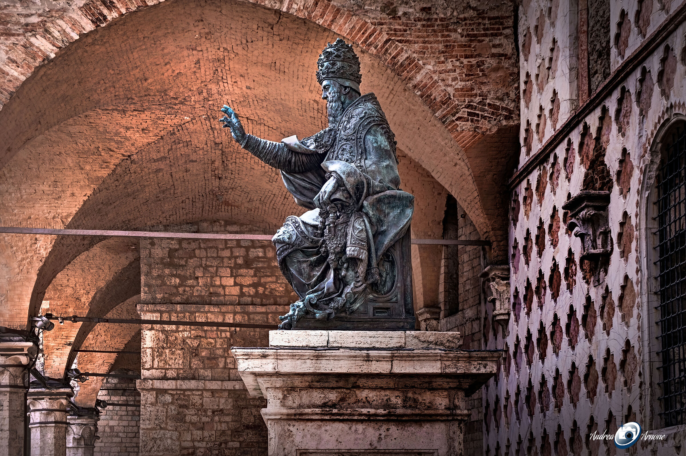 Statua Papa Giulio III - Perugia