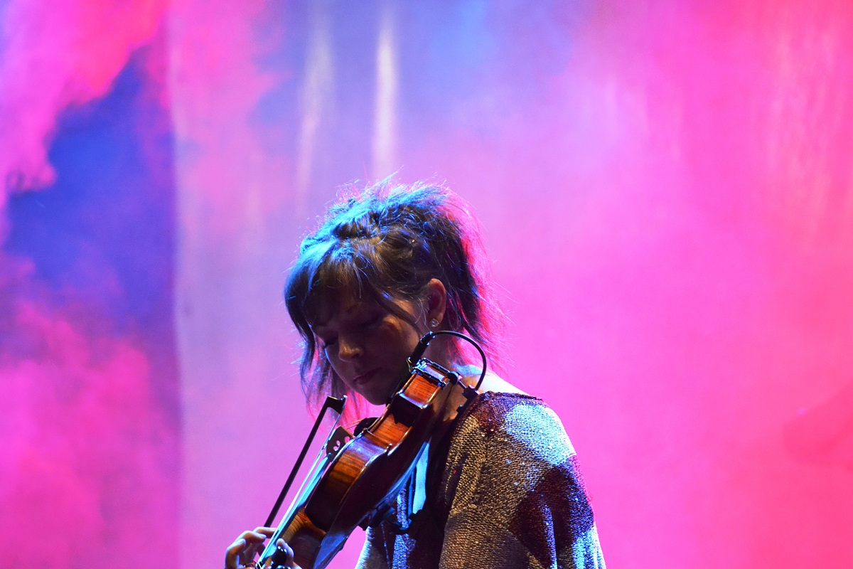 Lindsey Stirling_Arona