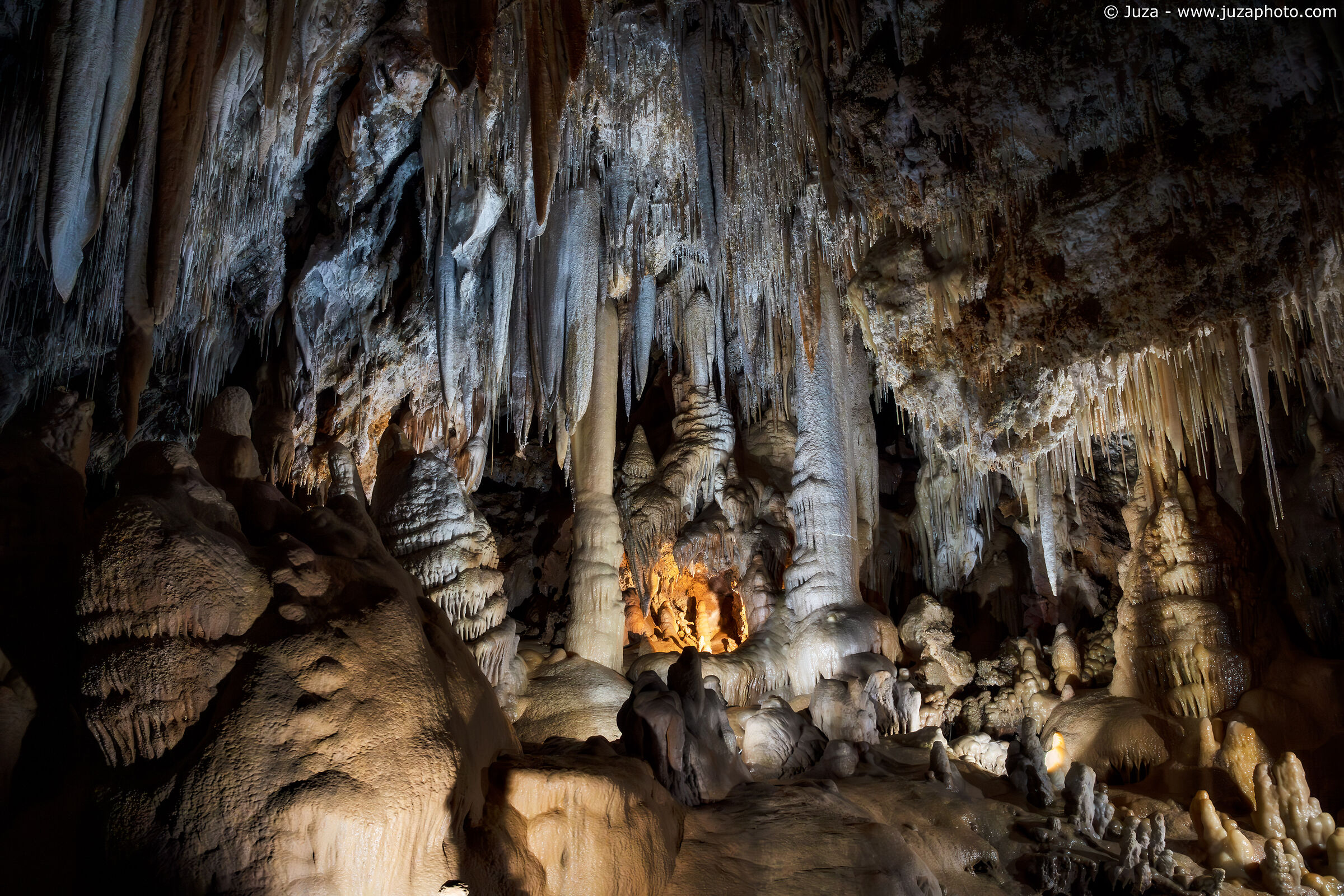 Il presepe, Grotte di Borgio Verezzi