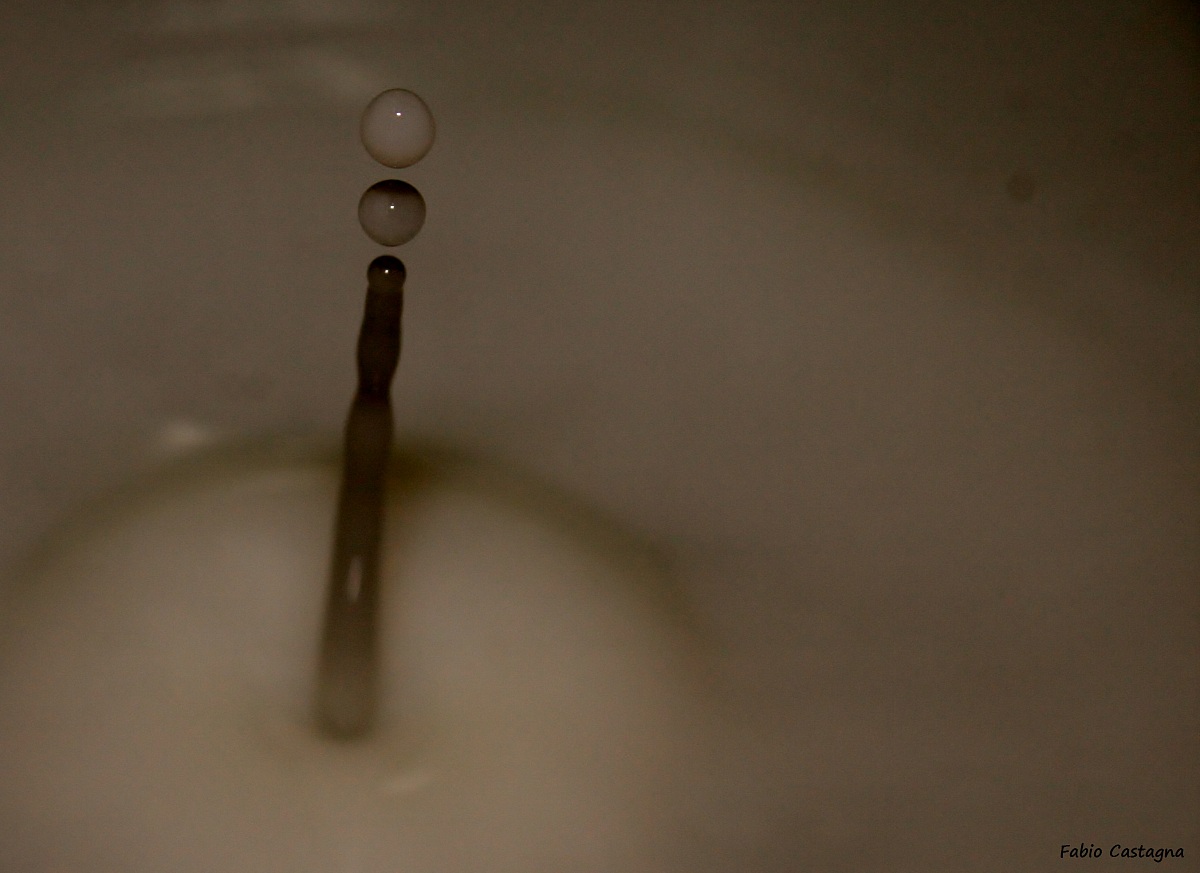 Goccia di latte 6