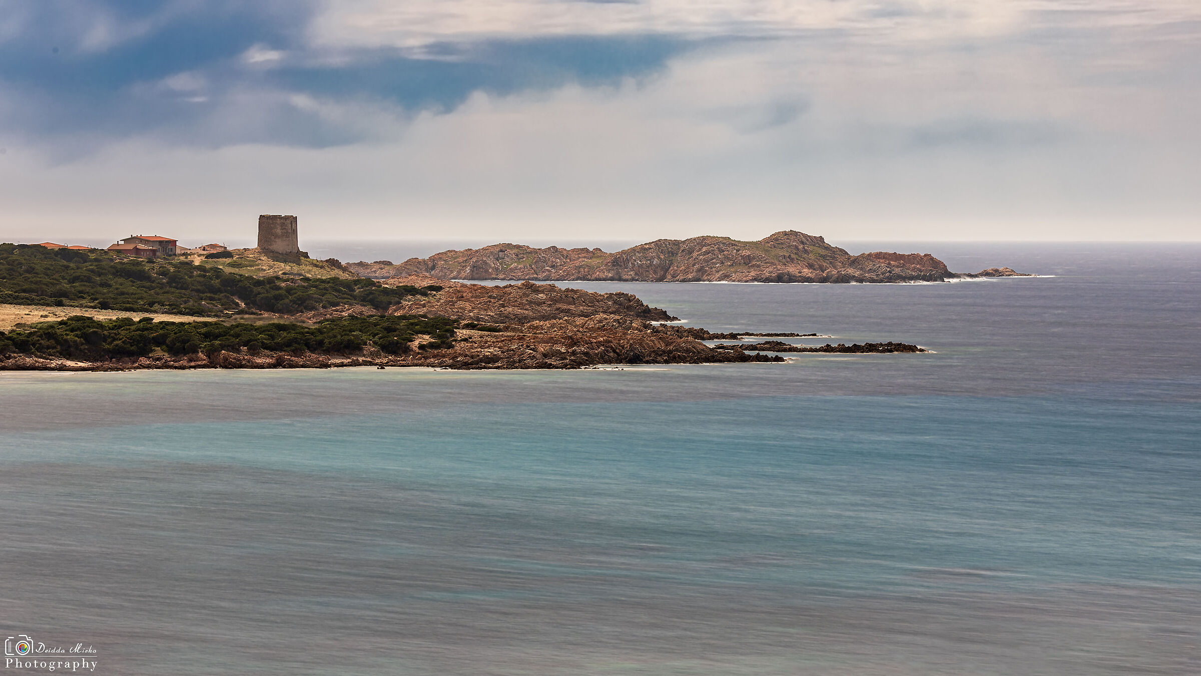 La torre dell'Isola Rossa