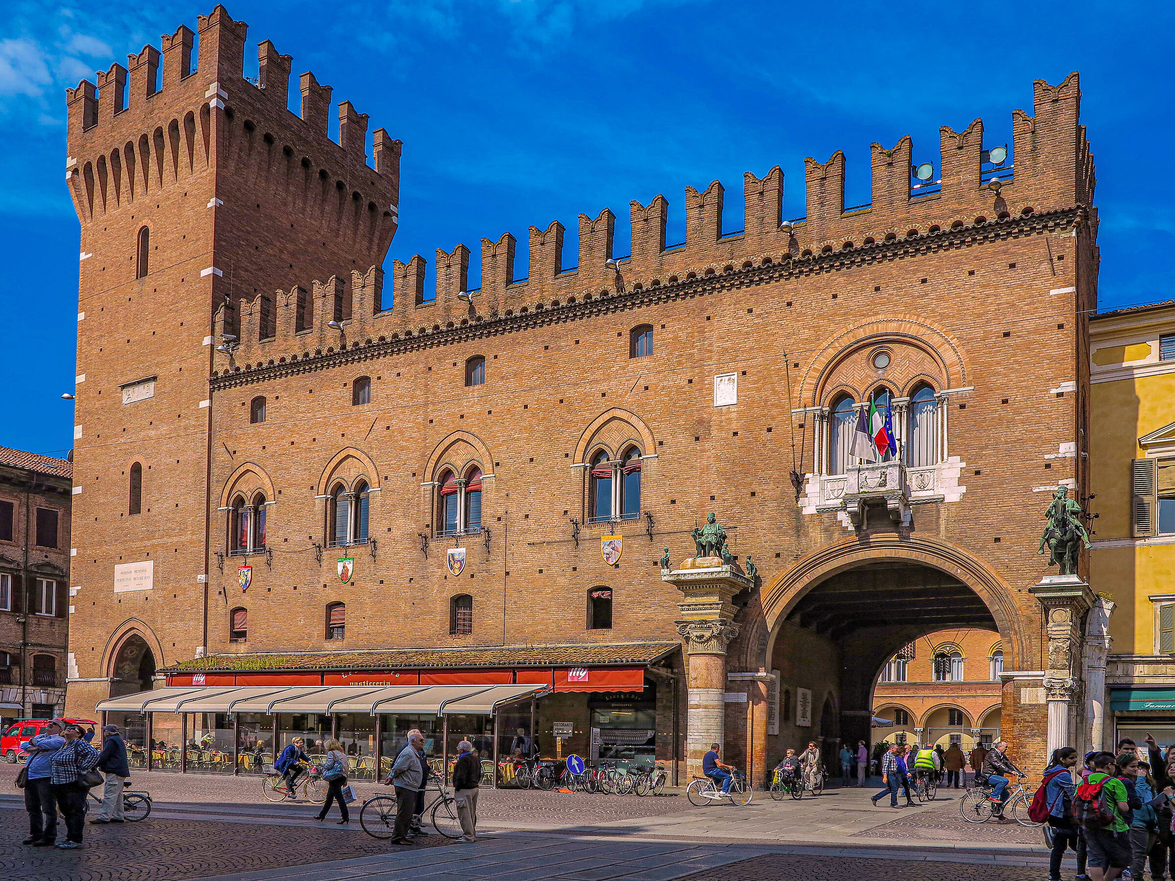 Palazzo municipale di Ferrara