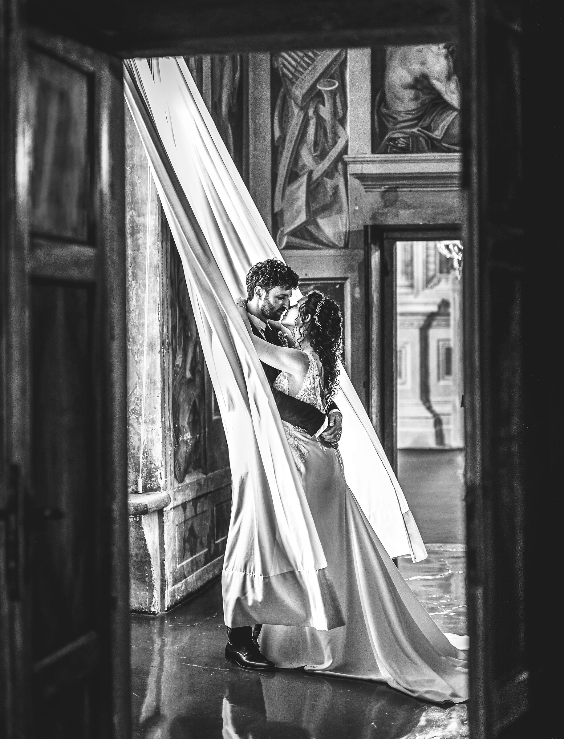 Abbracciati dal vento