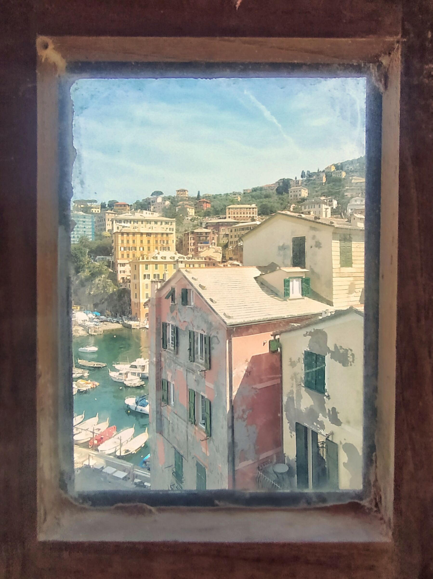 Sbirciando dalla finestra