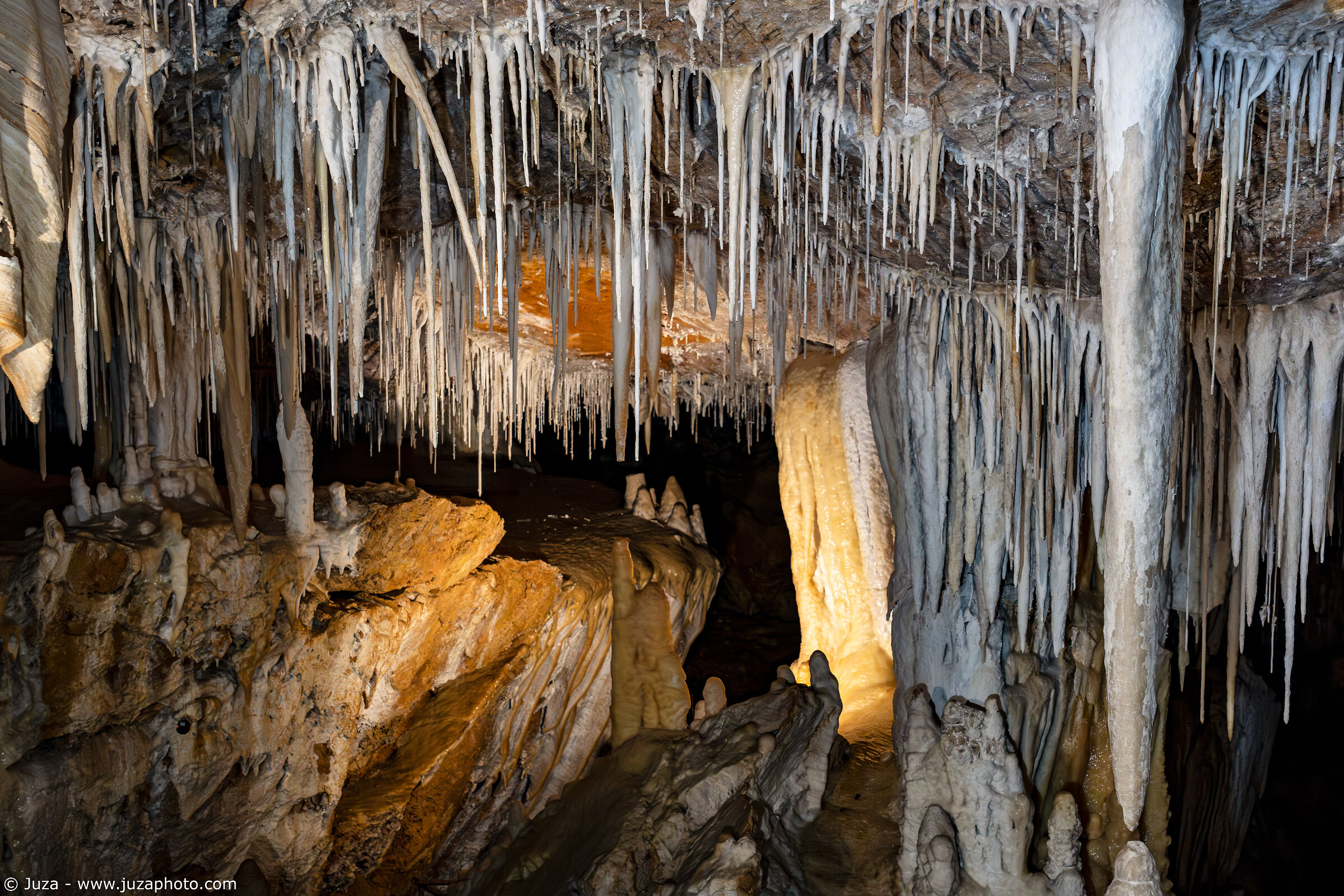 Grotte di Borgio Verezzi