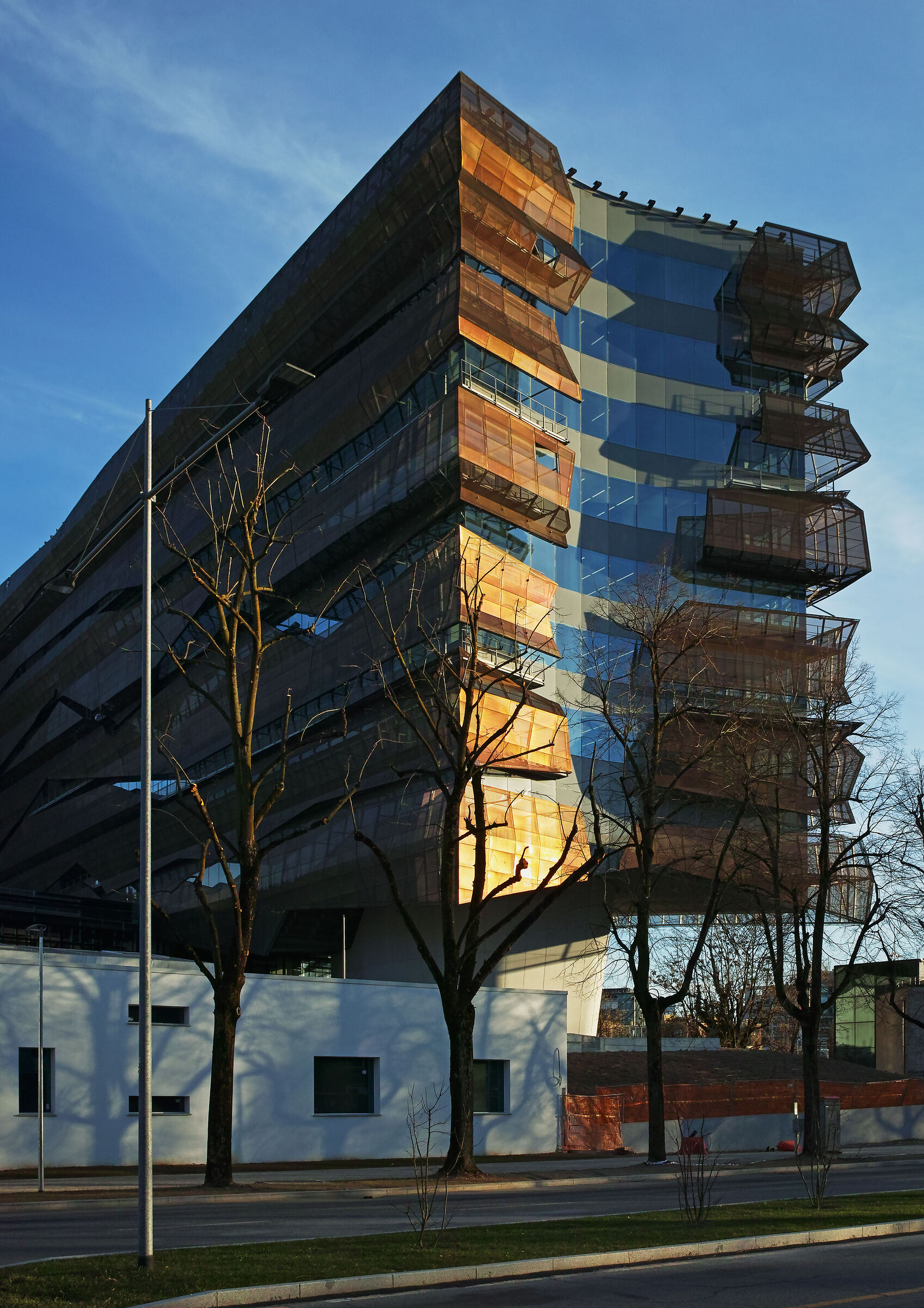 San Donato Milanese - VI Palazzo uffici Eni