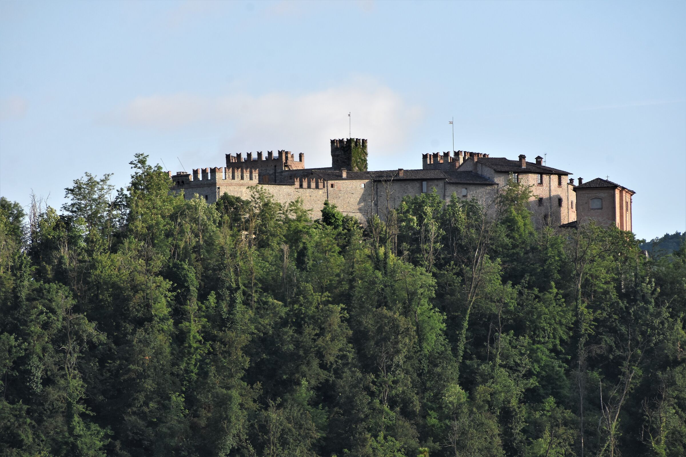 Castello di Montesegale